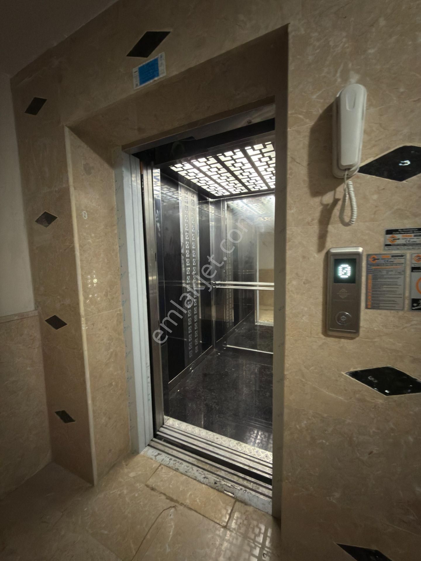 Ufuk Kılıç Emlak'tan Pursaklar Merkez'de 1+1 Full Yapılı Asansörlü Daire - Görsel 24