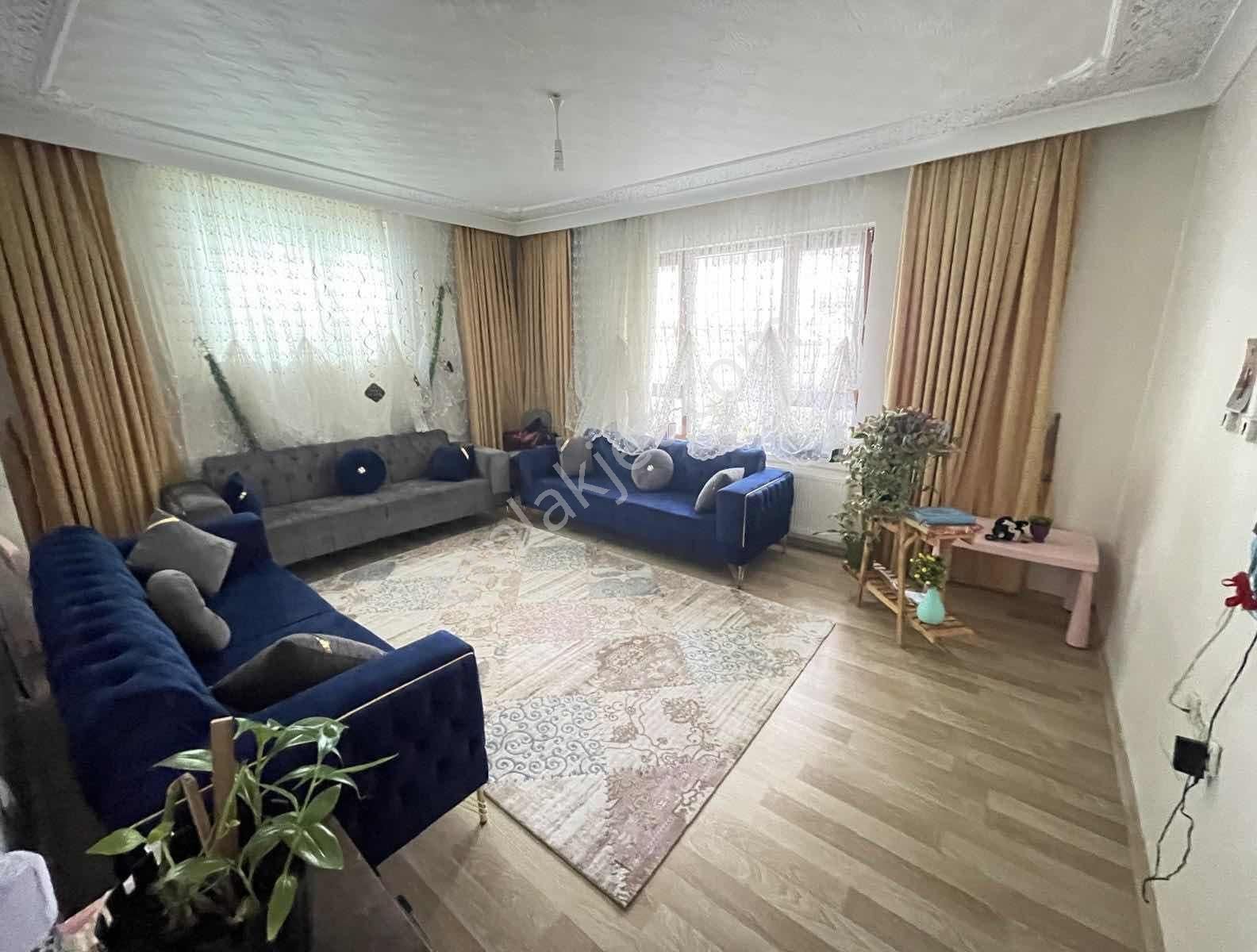 Yatırım Emlak'tan Eyüp Cami Mevki Ful Yapılı Asansörlü Geniş 3+1 - Görsel 30