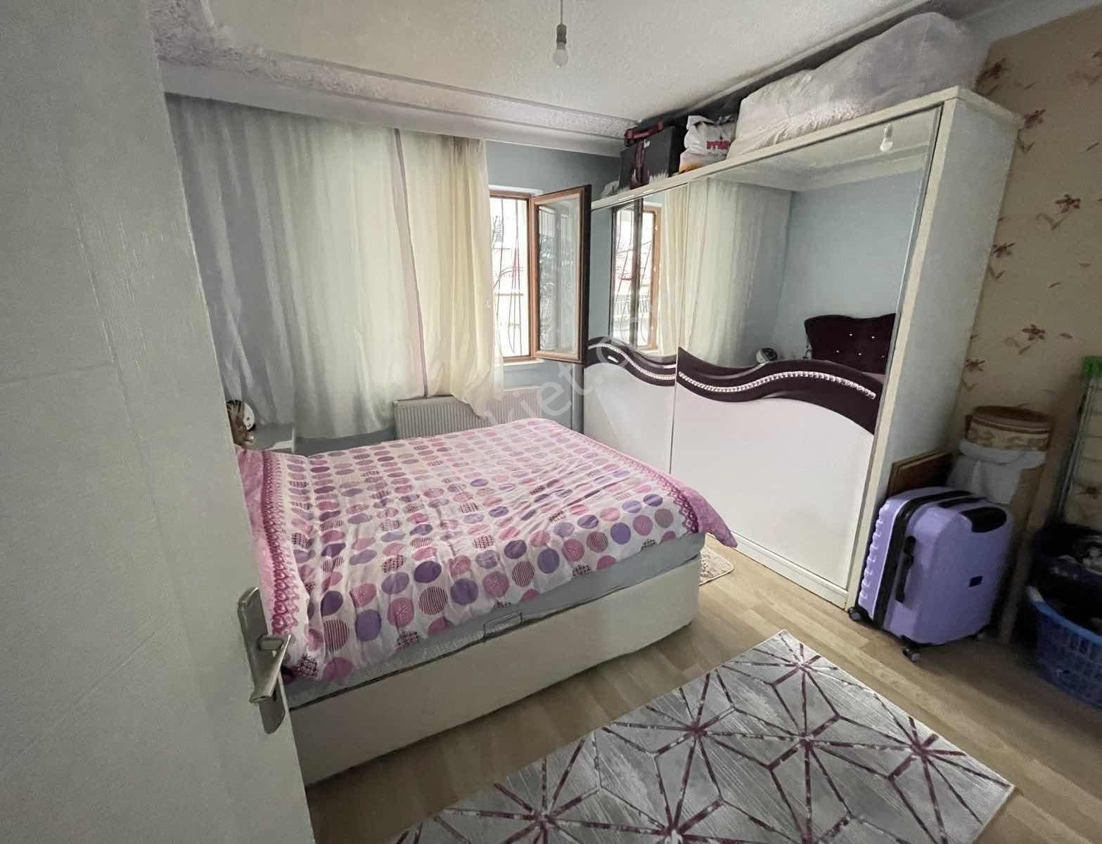 Yatırım Emlak'tan Eyüp Cami Mevki Ful Yapılı Asansörlü Geniş 3+1 - Görsel 5