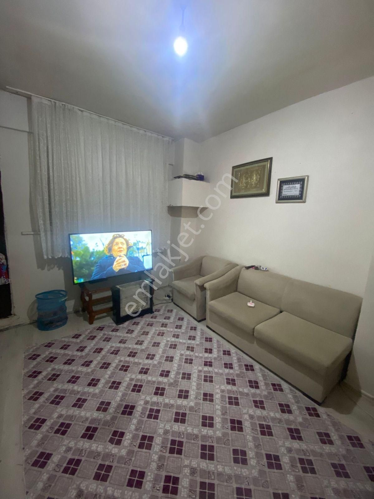 Erarslandan 1+1 Daire Ayrı Girişli 70m2 Bodrum Kat Hastane Yanı - Görsel 2