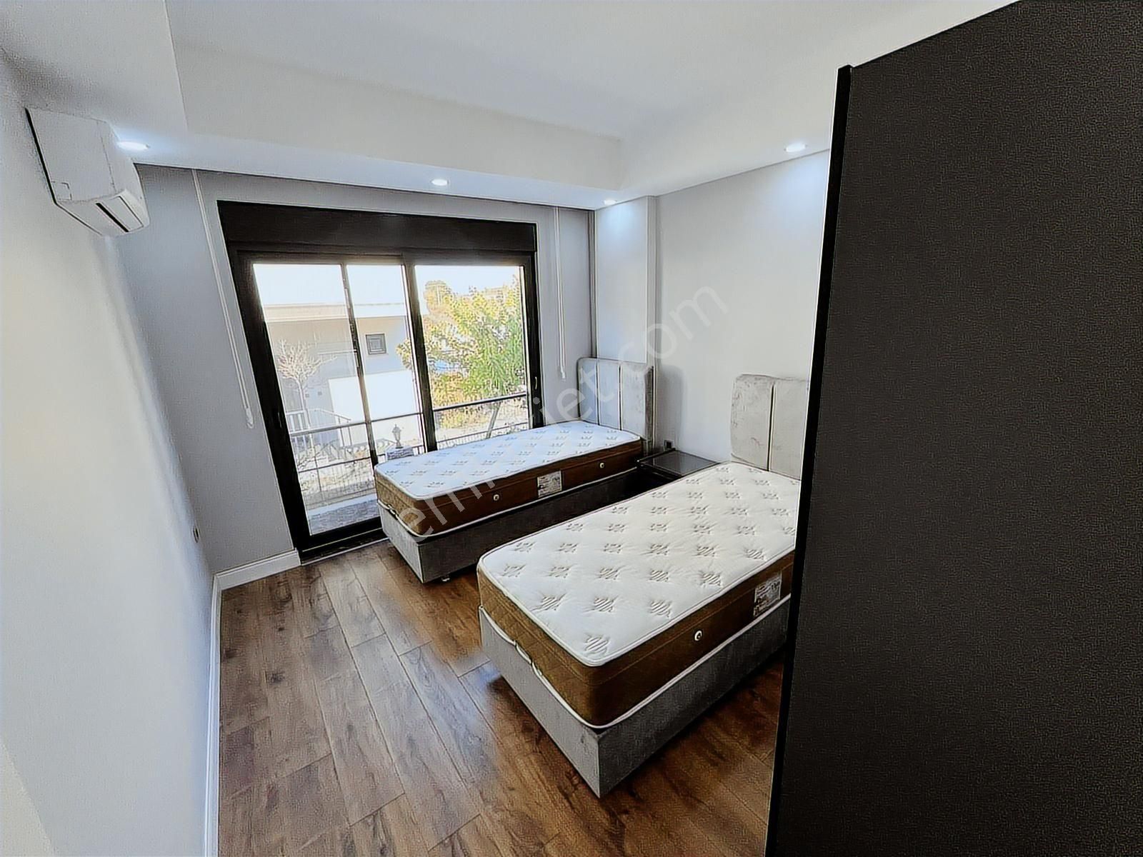 Sidede Denize 500m Ultra Lüks Tam Müstakil 7+1 Tripleks Villa - Görsel 3