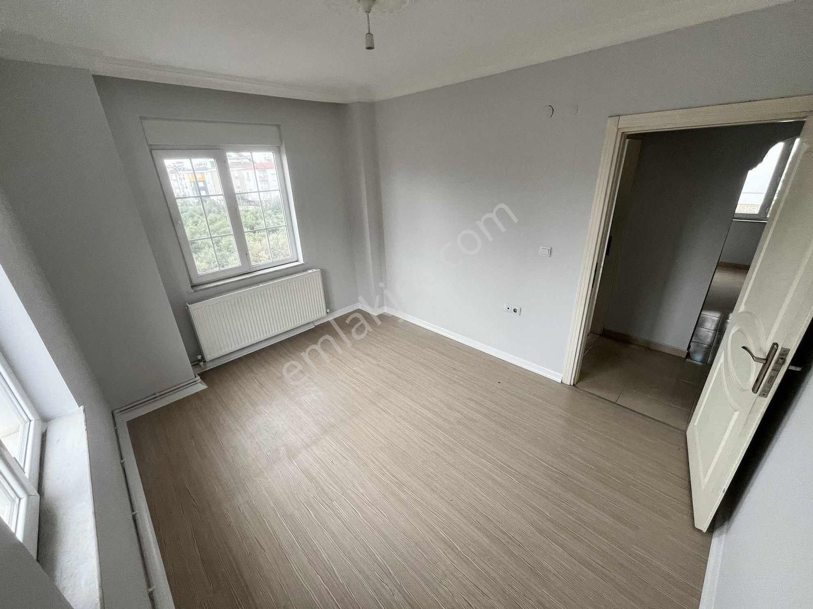 Mehmet Akif Ersoy Mah'de 2+1 90 M² Doğalgazlı 3. Kat Şirin Daire - Görsel 10