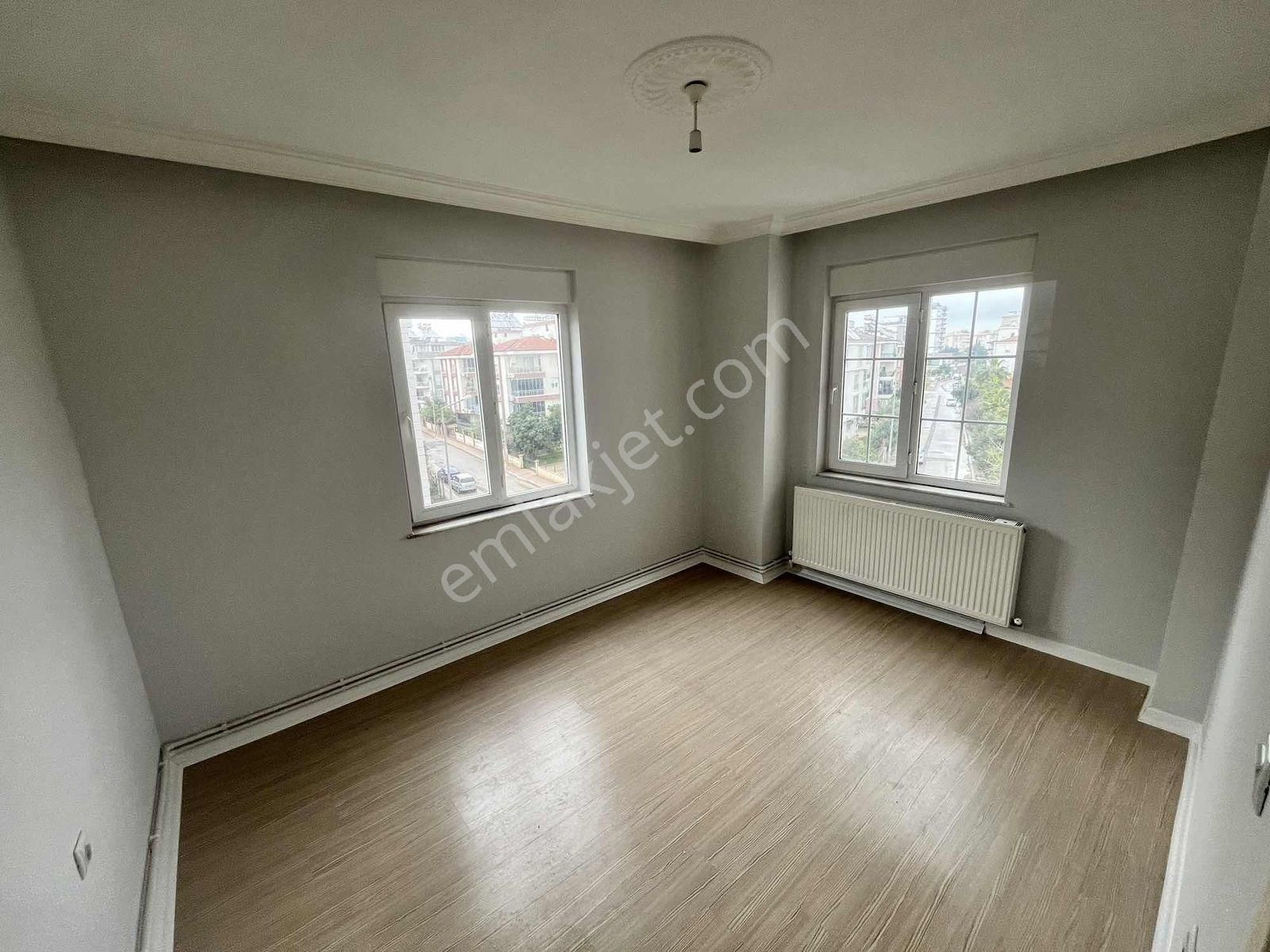 Mehmet Akif Ersoy Mah'de 2+1 90 M² Doğalgazlı 3. Kat Şirin Daire - Görsel 33