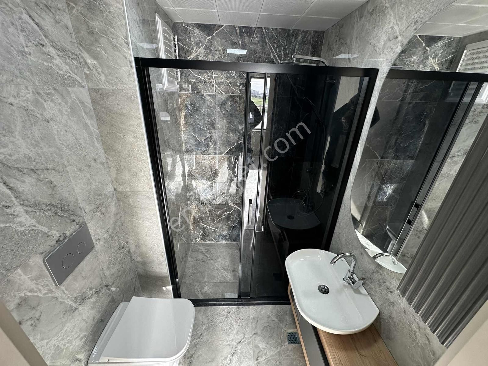 Eryaman Susuzda Kapalı Otoparklı Sıfır 4+1 - Görsel 3