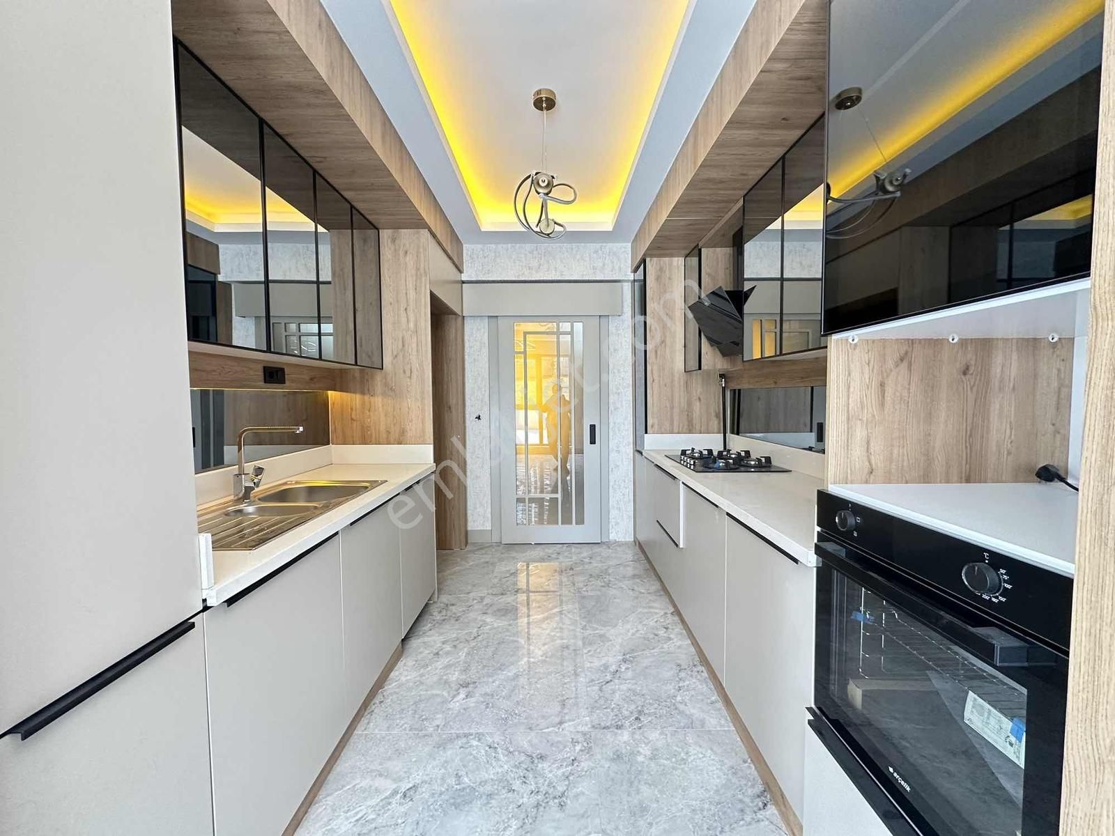 Eryaman Susuzda Kapalı Otoparklı Sıfır 4+1 - Görsel 27