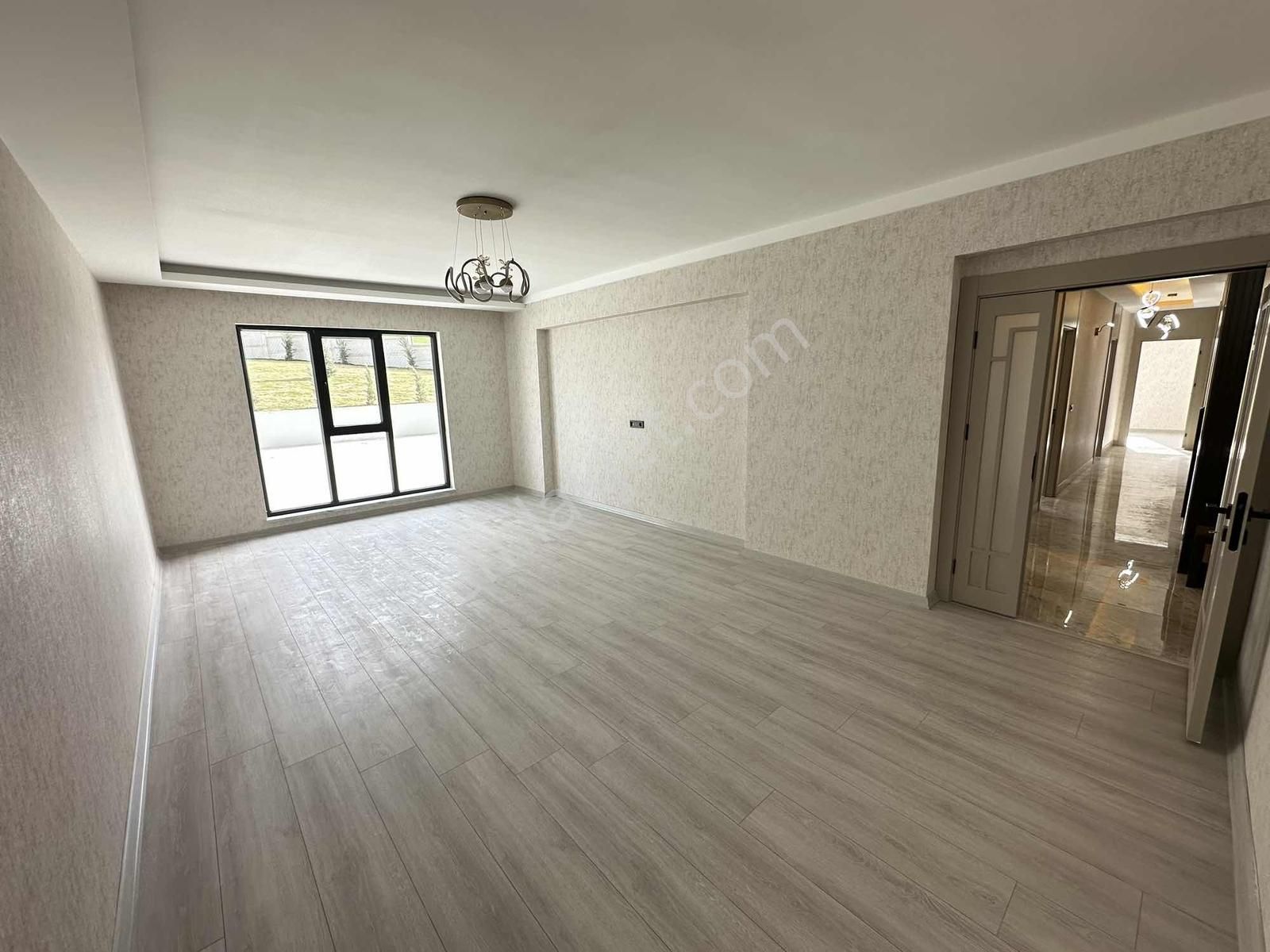 Eryaman Susuzda Kapalı Otoparklı Sıfır 4+1 - Görsel 32