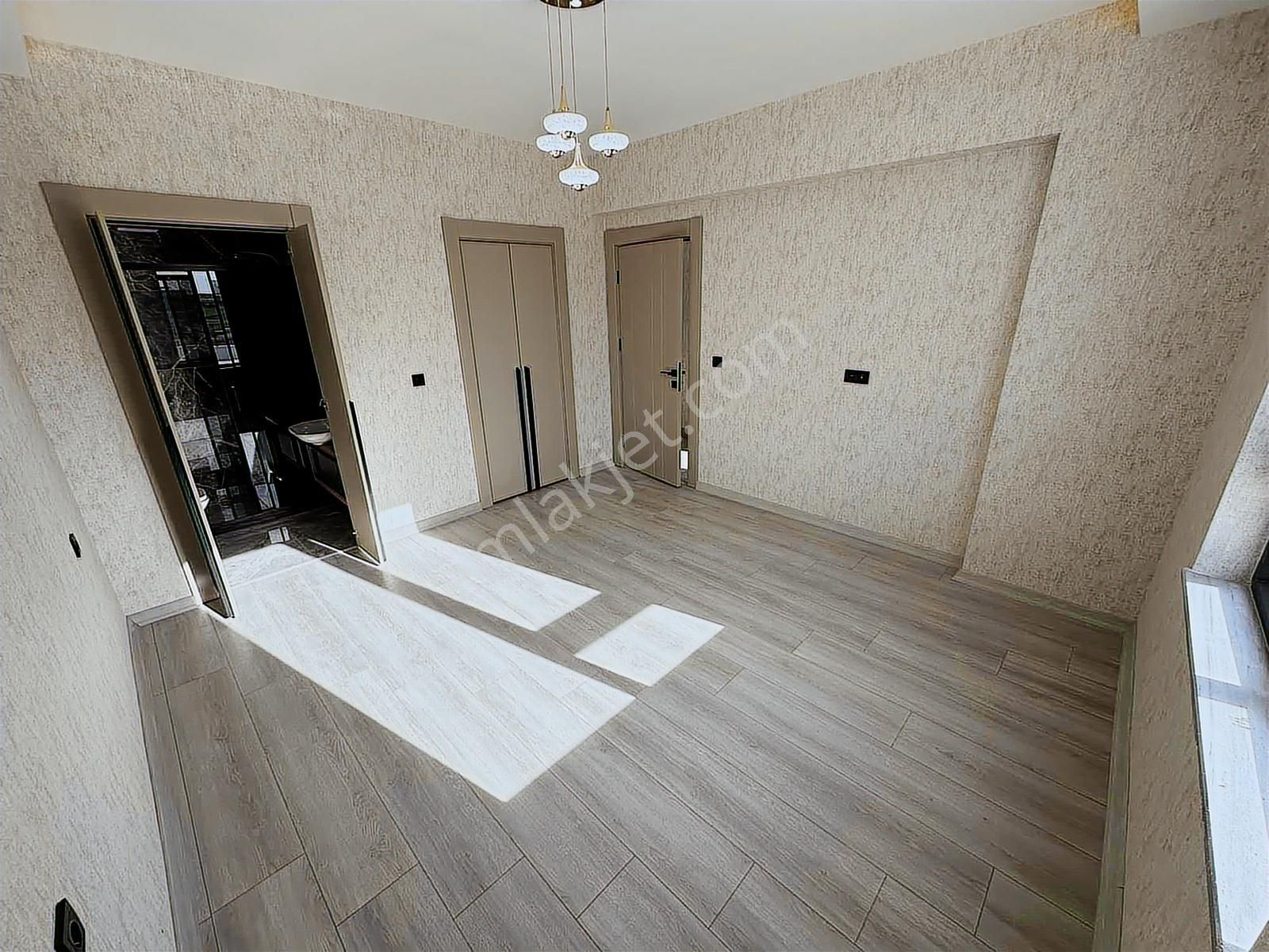 Eryaman Susuzda Kapalı Otoparklı Sıfır 4+1 - Görsel 13