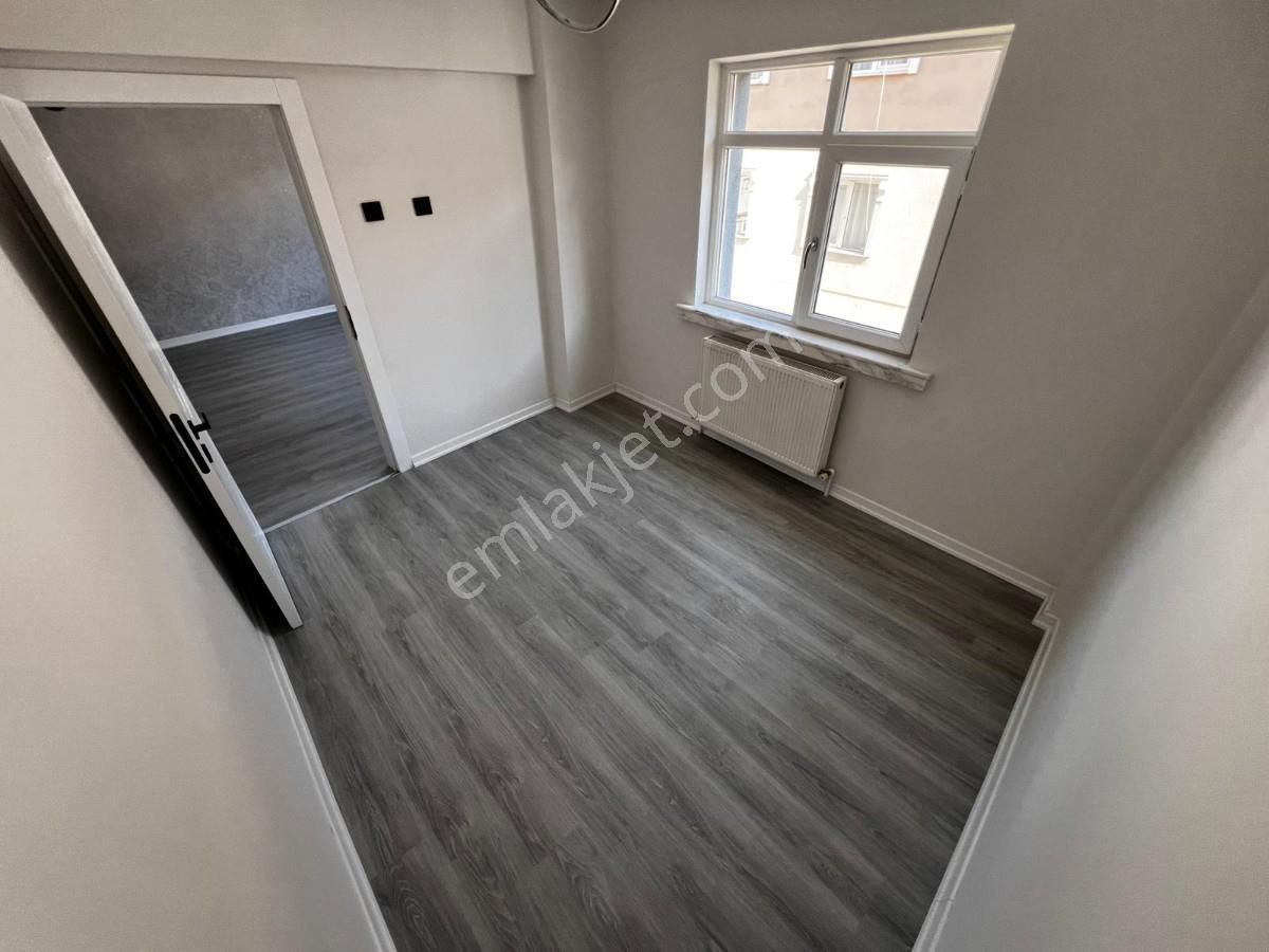 Sincan Mareşal Çakmakda Ara Katta Satılık 3+1 Masrafsız Daire - Görsel 20