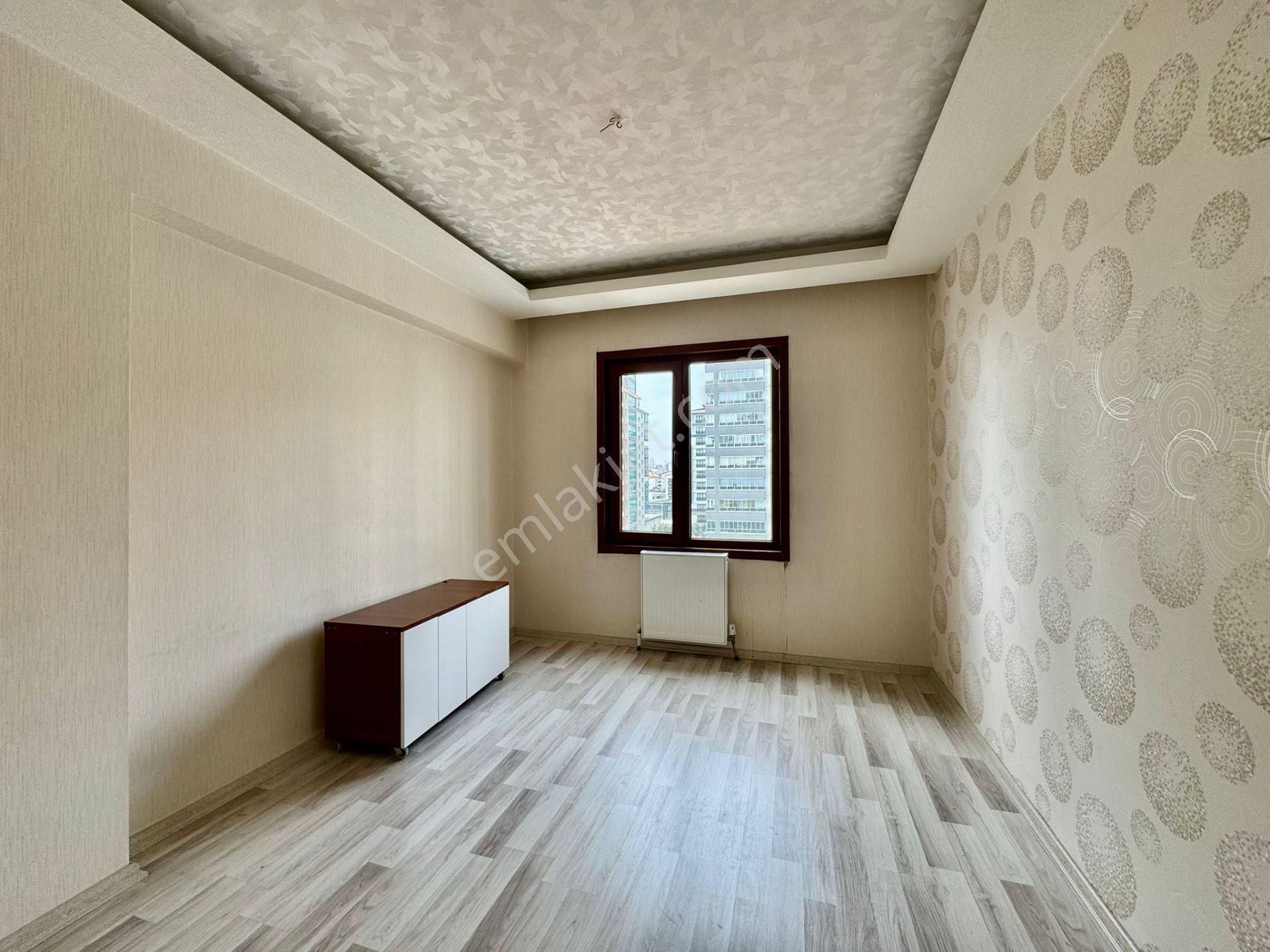 Ufuk Kılıç Emlak'tan Lüx Sitede Çift Banyolu Kilerli Full Yapılı 4+1 Daire - Görsel 15