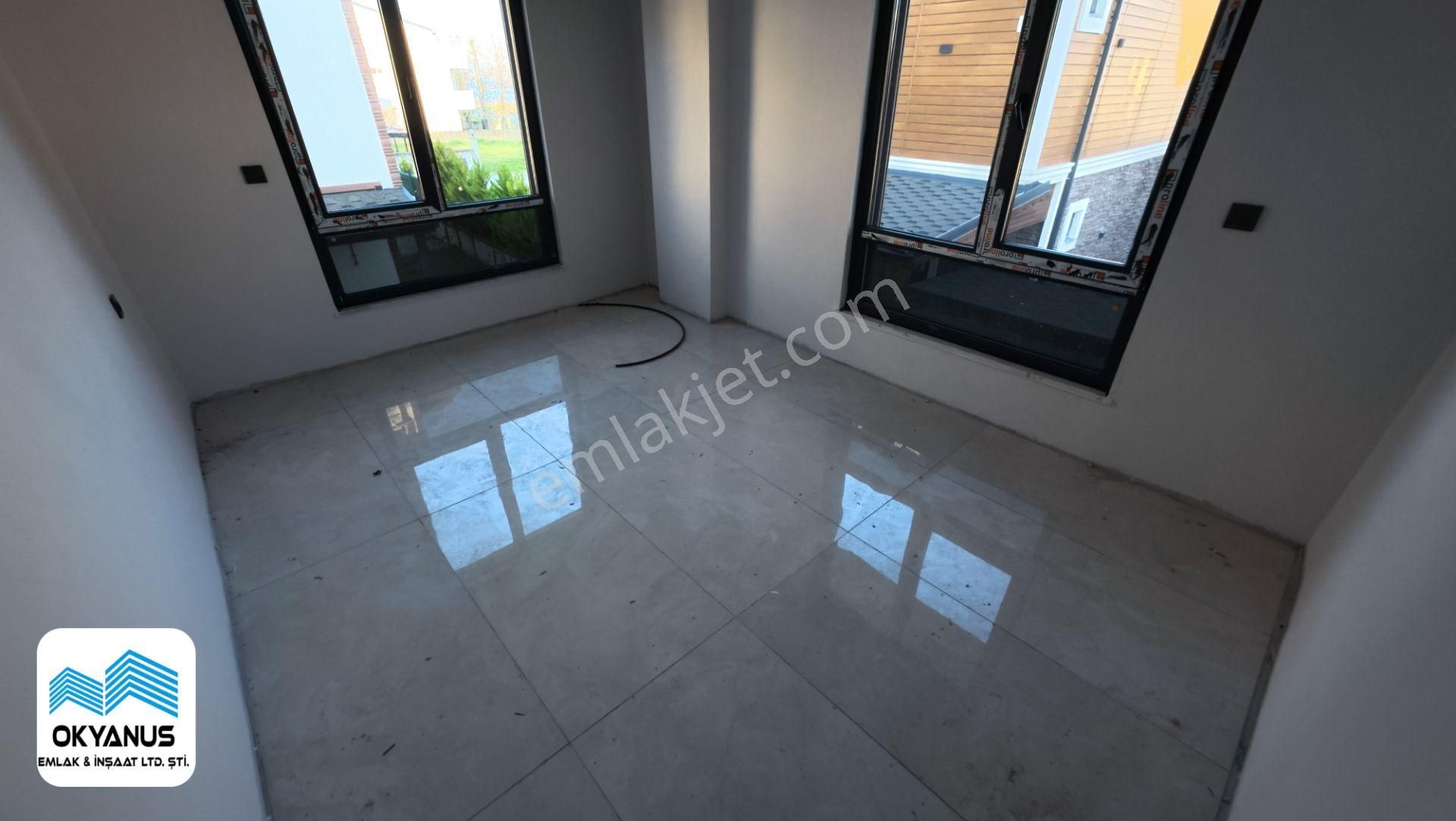 Sakarya Kocaali De Deniz Manzaralı Ön Arka Cephe Seçenekli 4+1 Villa - Görsel 23