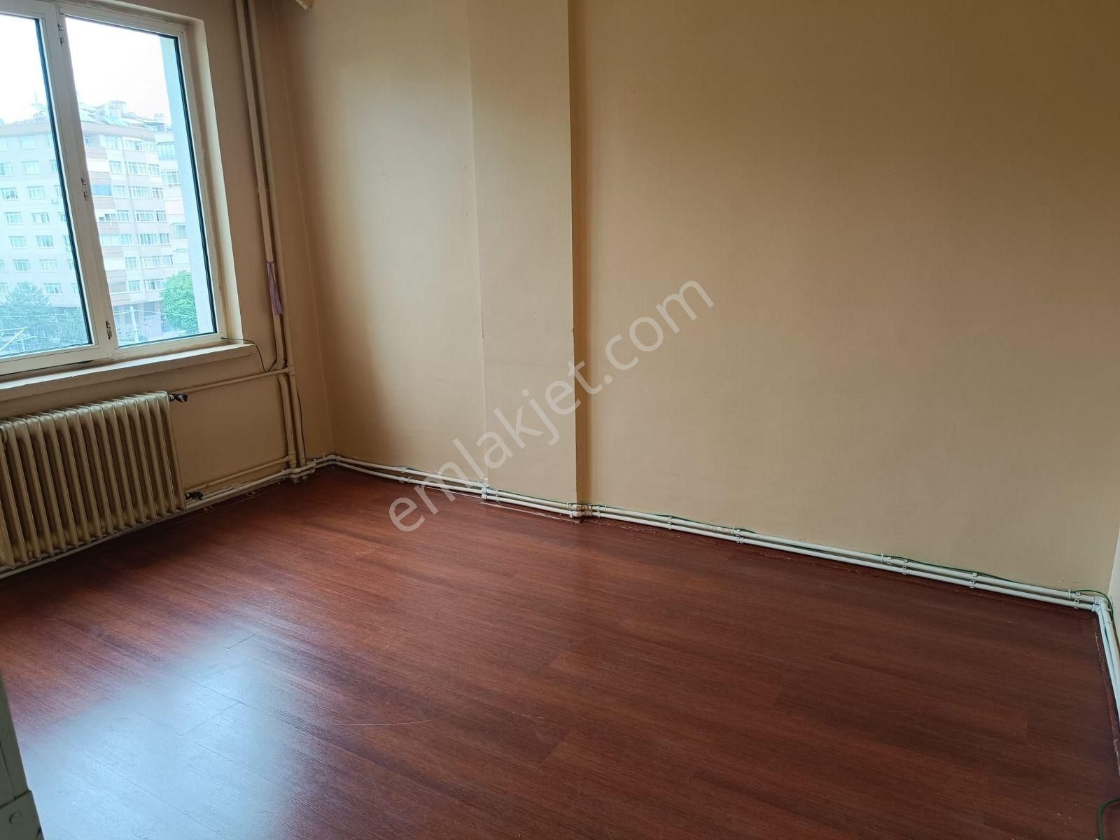 Hacı Kaymakta 3+1 Arakat Geniş Daire - Görsel 21