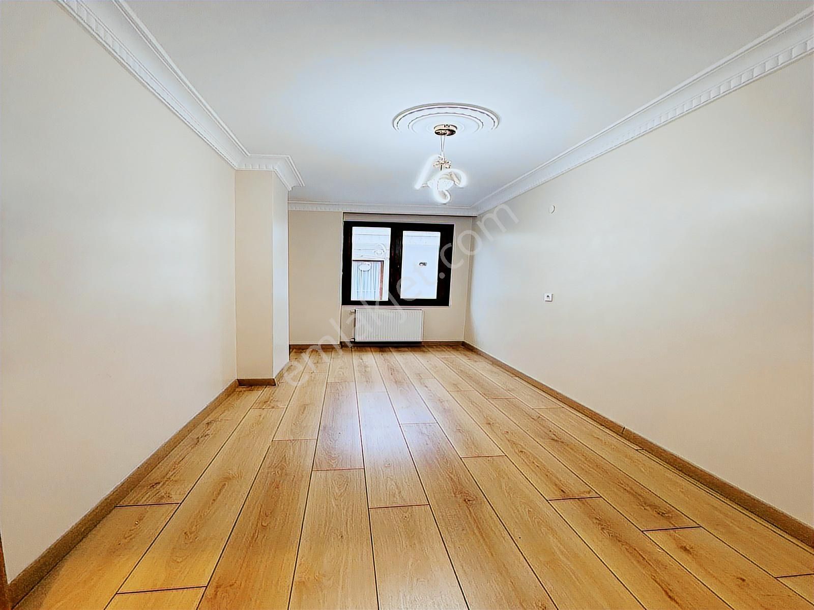 Metrobüse Yakın Lüks Mimari 2+1 Arakat Daire - Görsel 18