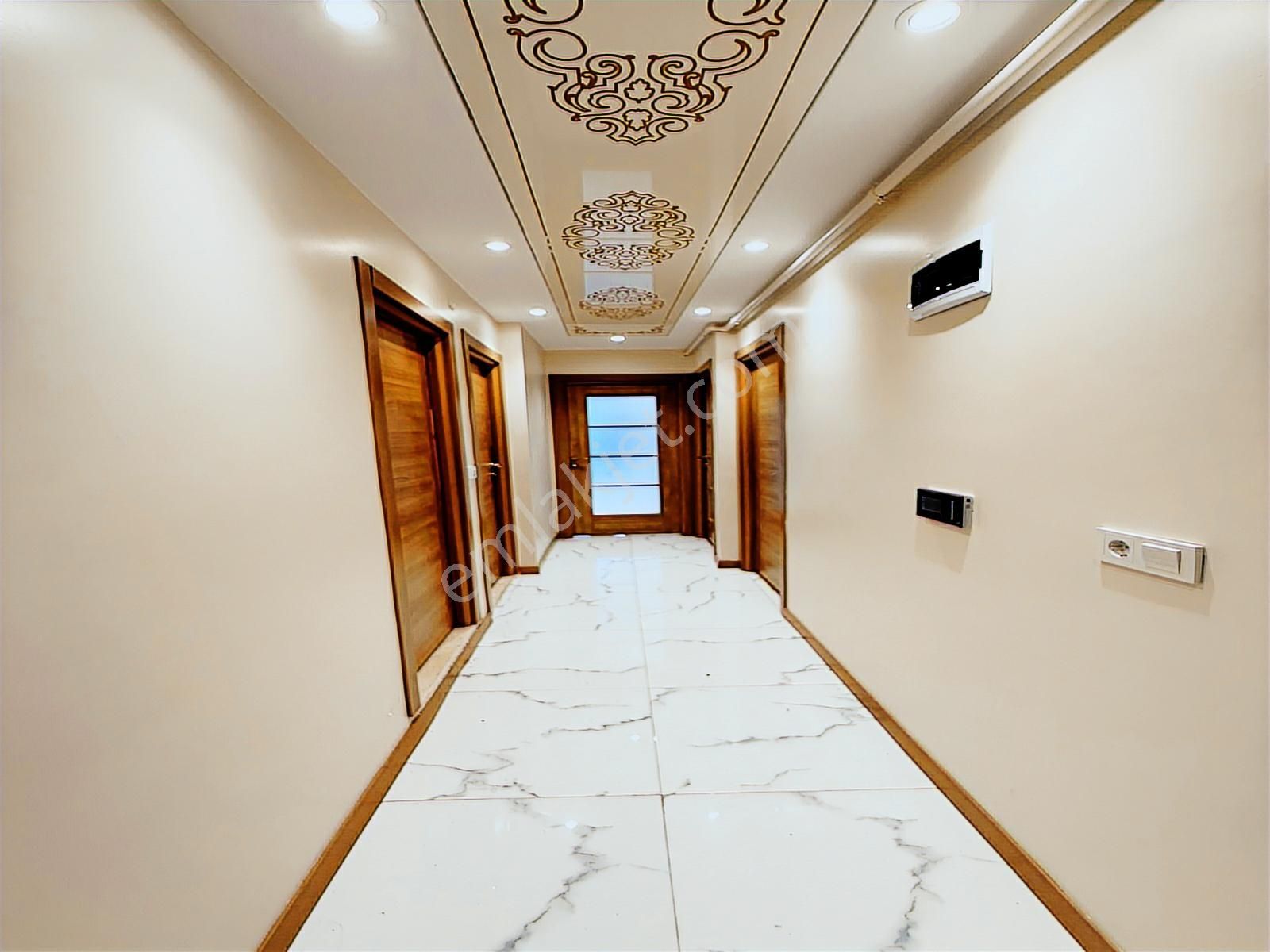 Metrobüse Yakın Lüks Mimari 2+1 Arakat Daire - Görsel 20