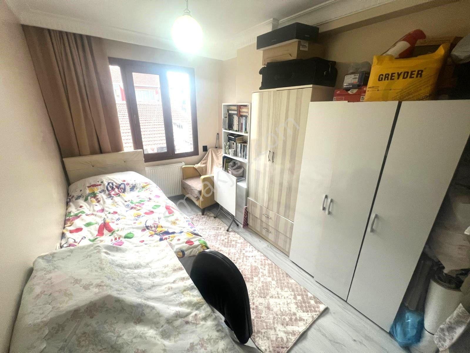 Sefaköy Merkez'de 4+1 150m2 İskanlı Kredili Satılık Dublekss.. - Görsel 15