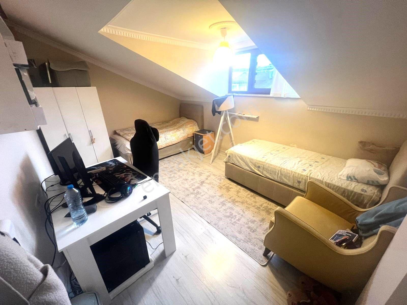 Sefaköy Merkez'de 4+1 150m2 İskanlı Kredili Satılık Dublekss.. - Görsel 24