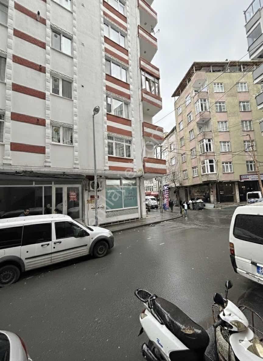 Metrobüse Yürüme Mesafesinde Full Eşyalı 3+1 Satılık Daire - Görsel 28