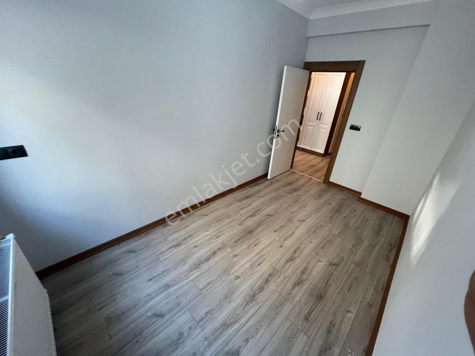 Akçay Aras Emlaktan Altınkumda Ara Kat 2+1 Sıfır Daire - Görsel 20