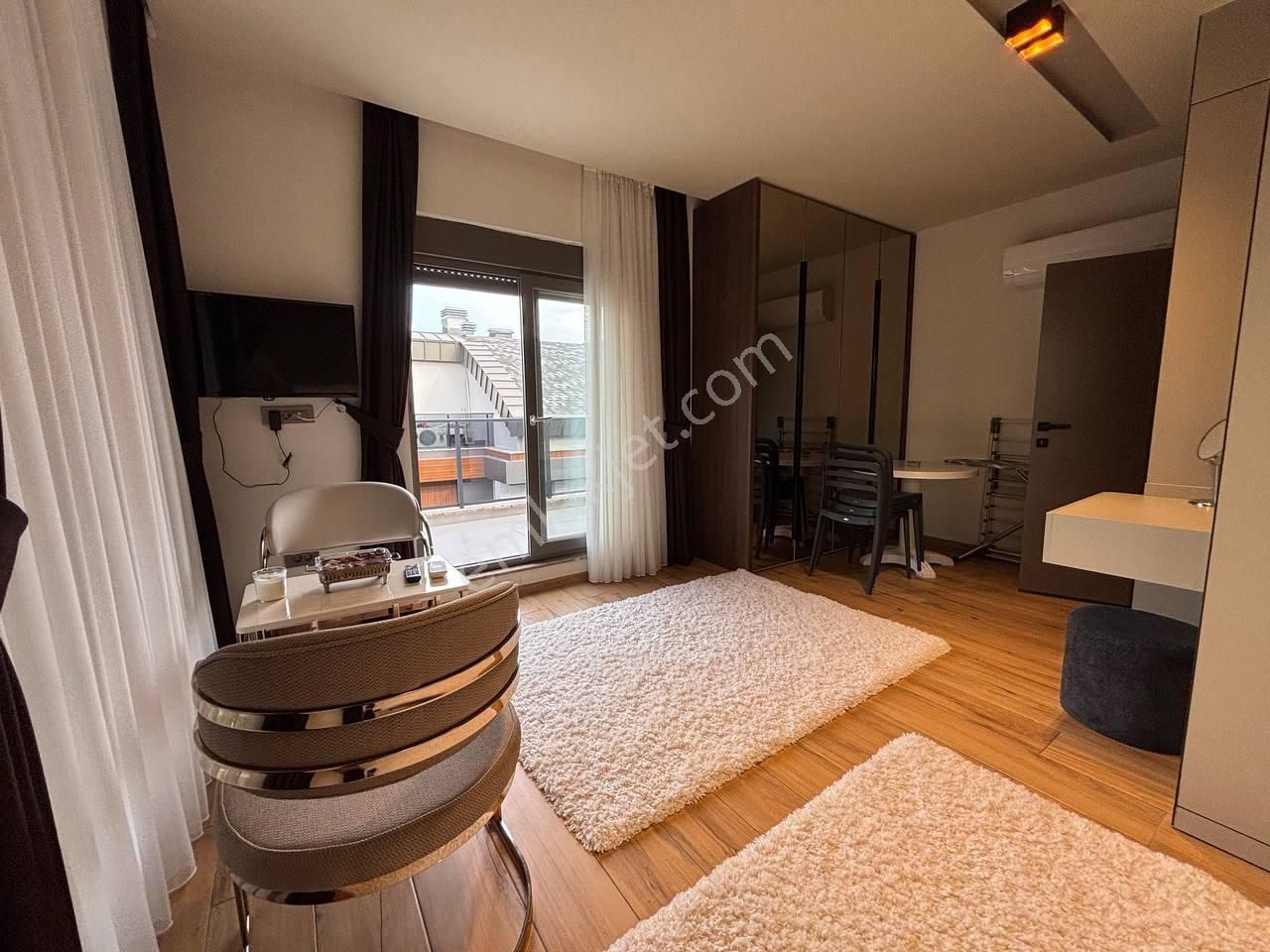 Full Eşyalı Konyaaltı Sahiline Yürüme Mesafesinde Restaurant Yakını Yüzme Havuzlu 2+1 Dubleks Daire - Görsel 11