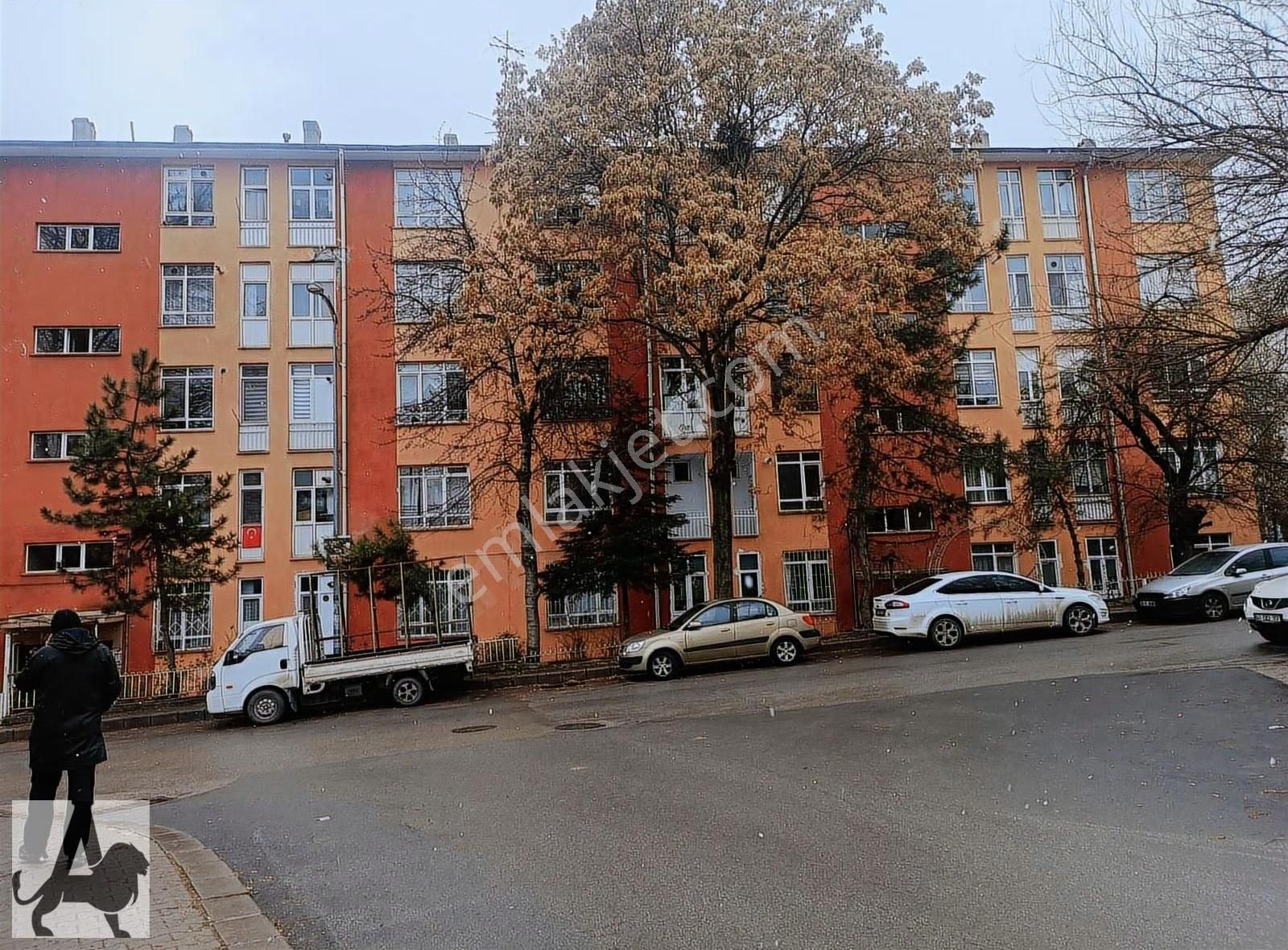 Ali Bey'den Barış Mahallesinde,3+1,5.kat