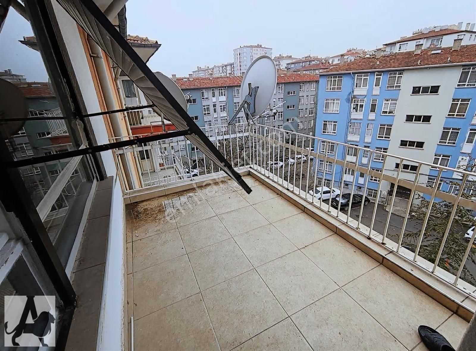 Ali Bey'den Barış Mahallesinde,3+1,5.kat - Görsel 3