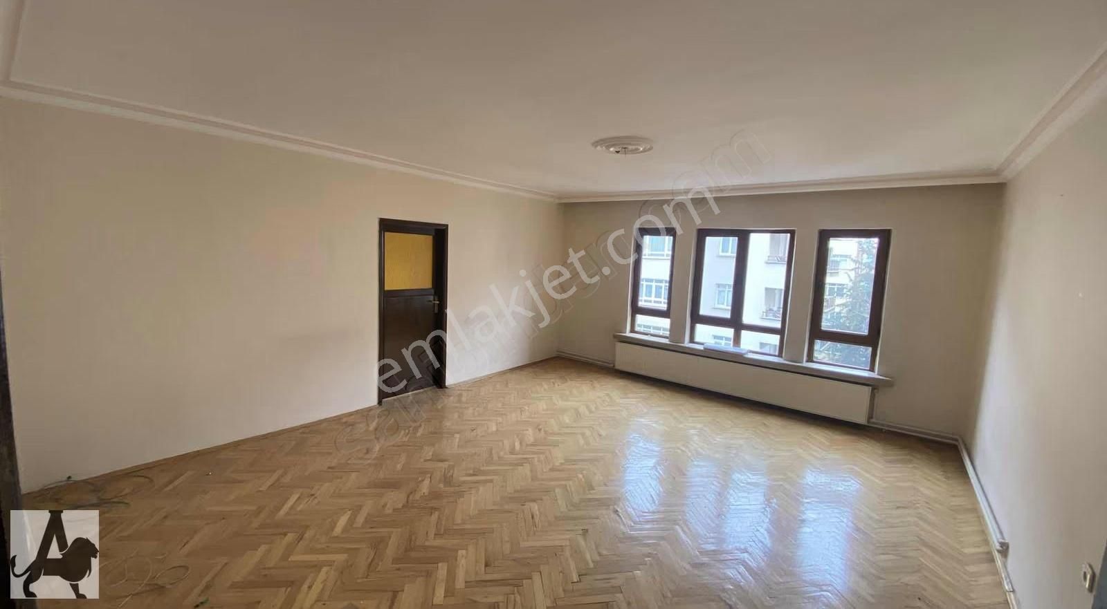 Arslan Emlaktan 6.cadde Üzerinde 3+1 Asansörlü Kiralık Daire - Görsel 11