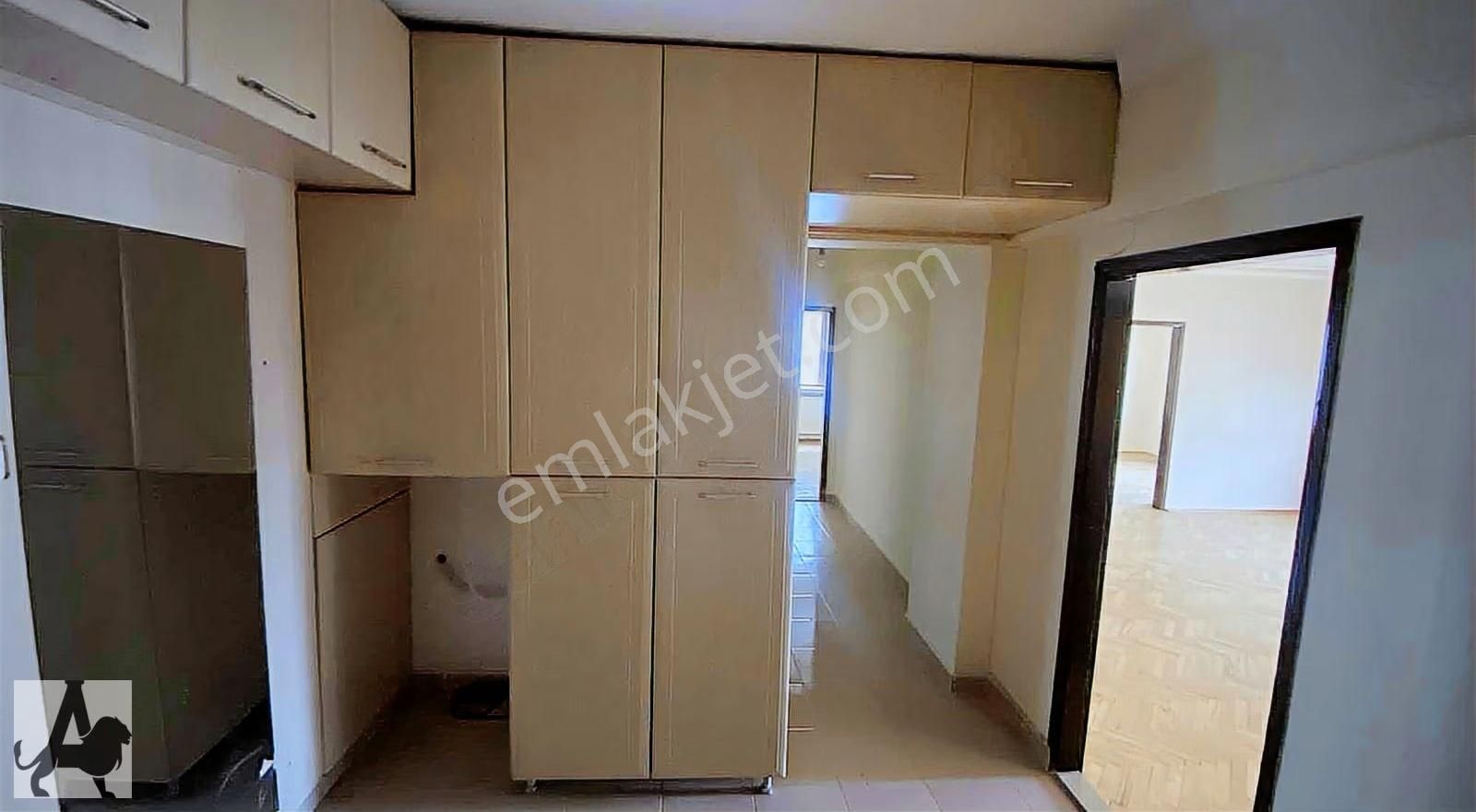 Arslan Emlaktan 6.cadde Üzerinde 3+1 Asansörlü Kiralık Daire - Görsel 2