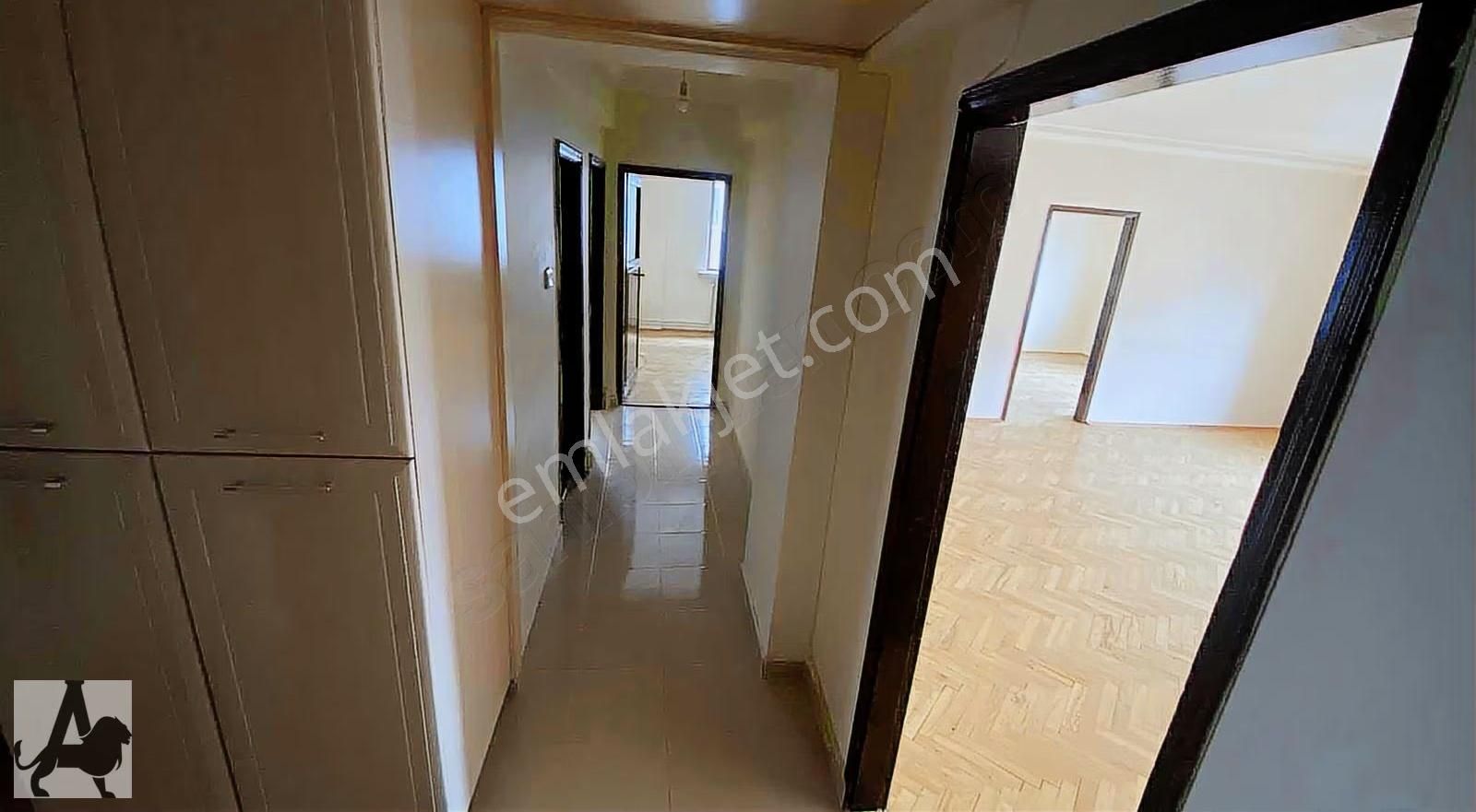 Arslan Emlaktan 6.cadde Üzerinde 3+1 Asansörlü Kiralık Daire - Görsel 13