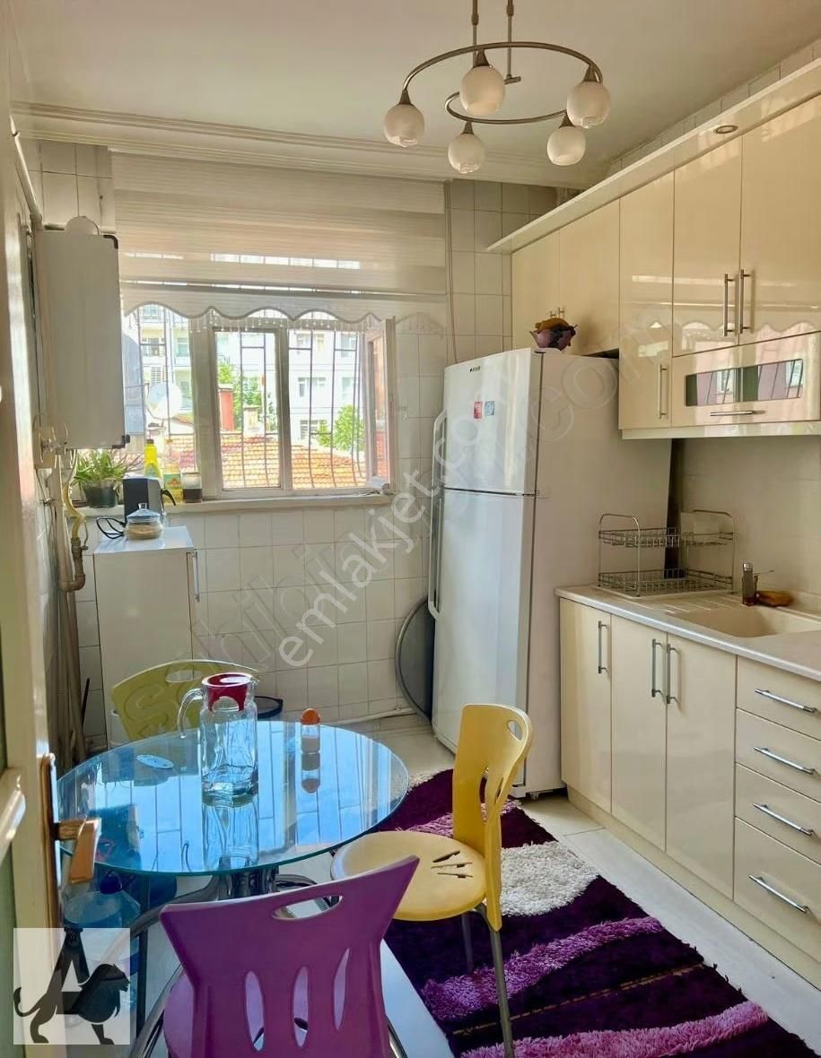 Eşyalı Lüks Yapılı Ara Kat 3+1 Ön Cephe Ankastre Mutfak Daire - Görsel 9