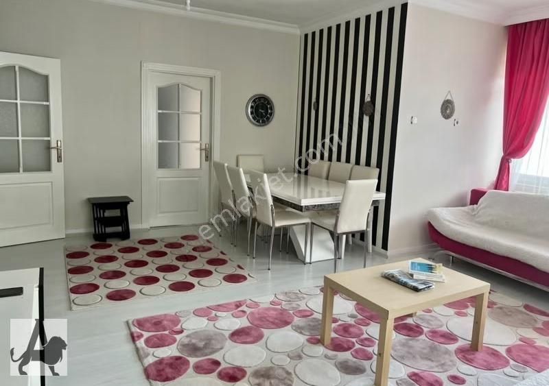 Eşyalı Lüks Yapılı Ara Kat 3+1 Ön Cephe Ankastre Mutfak Daire - Görsel 4