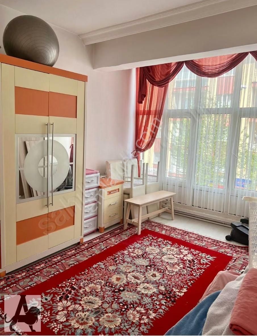 Eşyalı Lüks Yapılı Ara Kat 3+1 Ön Cephe Ankastre Mutfak Daire - Görsel 8