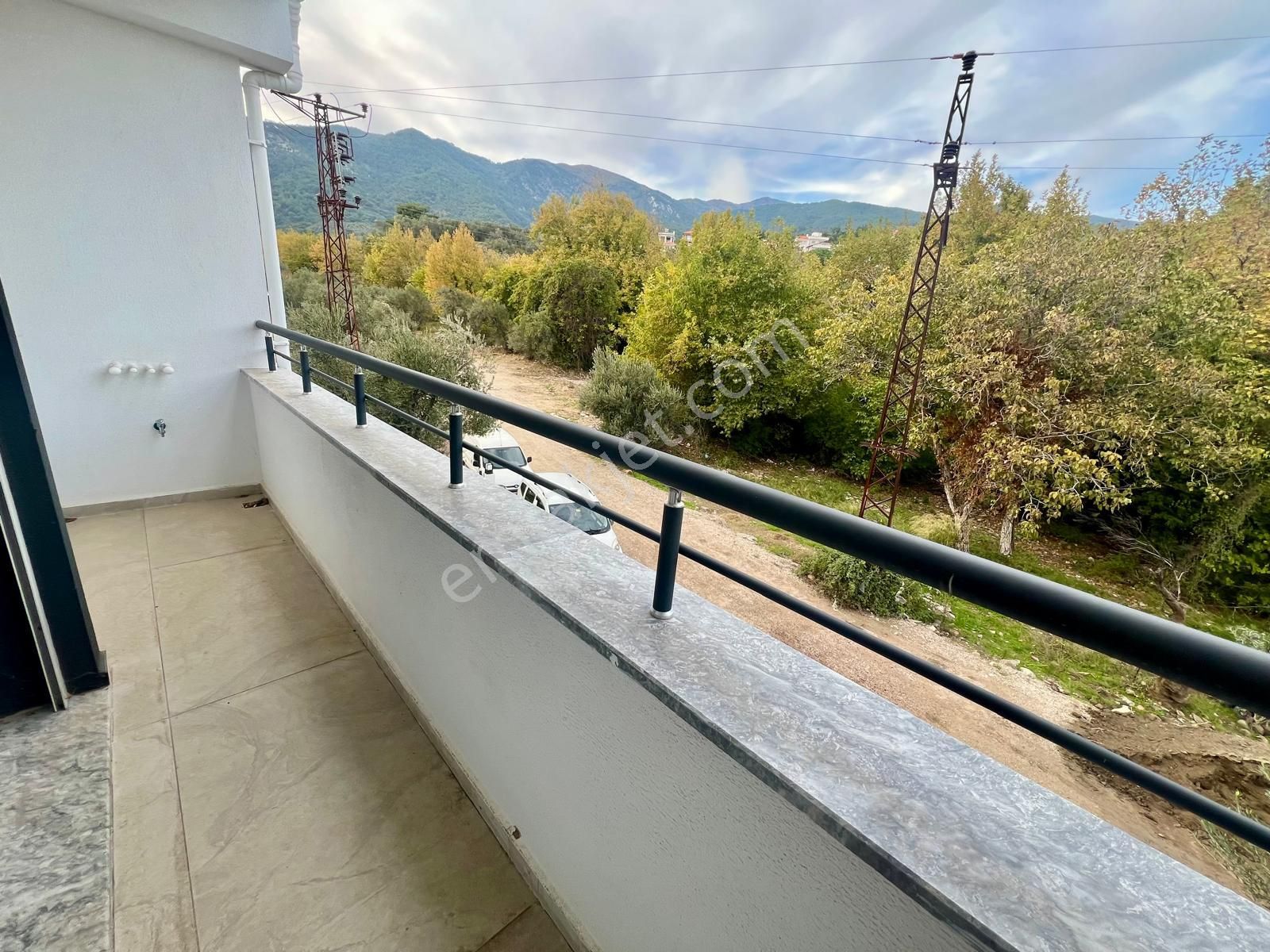 Akçay Aras Emlaktan Gürede Harika Konumda 3+1 Villa - Görsel 24