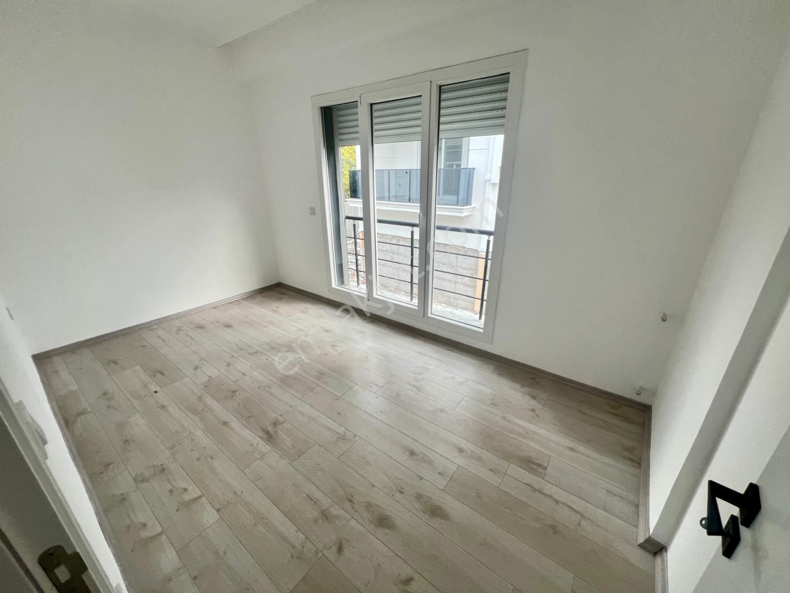 Akçay Aras Emlaktan Gürede Harika Konumda 3+1 Villa - Görsel 19