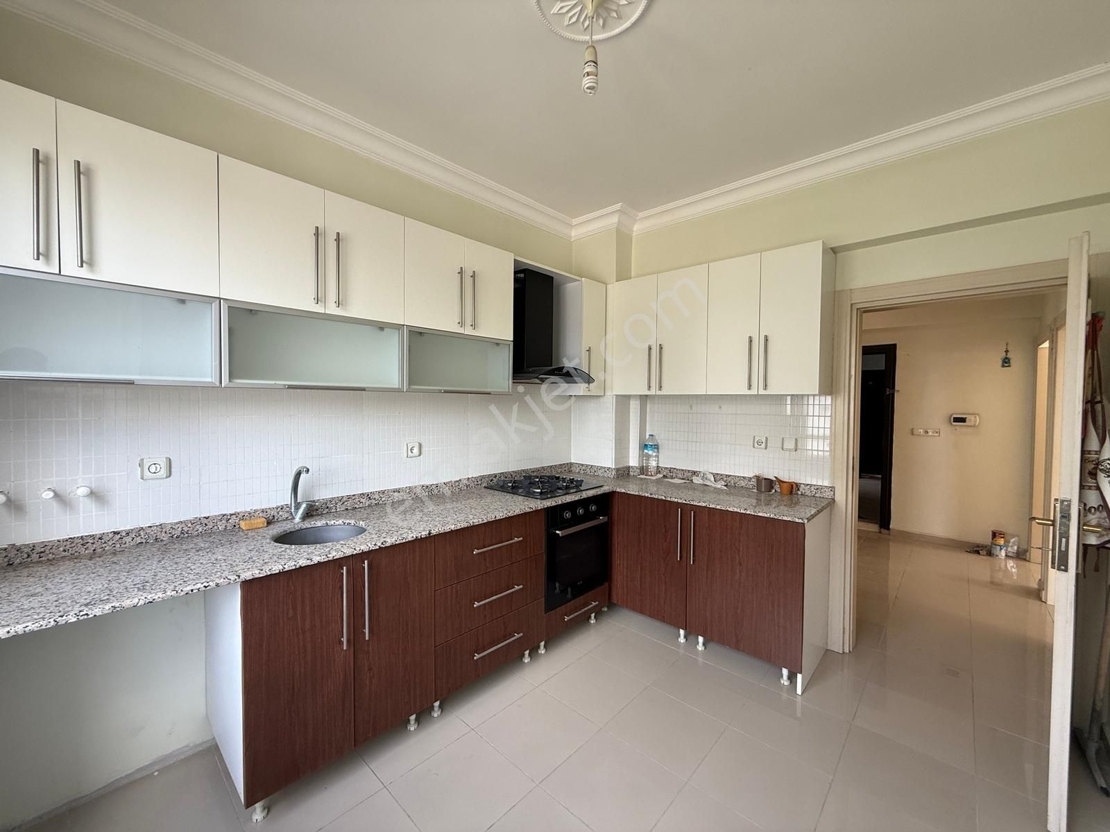 Molla Yusufta Satılık 3+1 Daire - Görsel 11