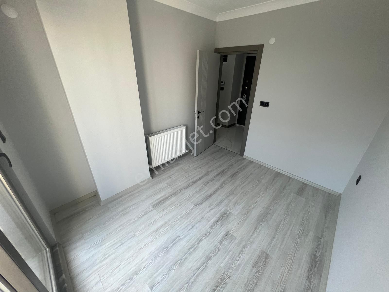 Akçay Aras Emlaktan Altınkumda Ara Kat Ayrı Mutfaklı 2+1 Sıfır Daire - Görsel 20