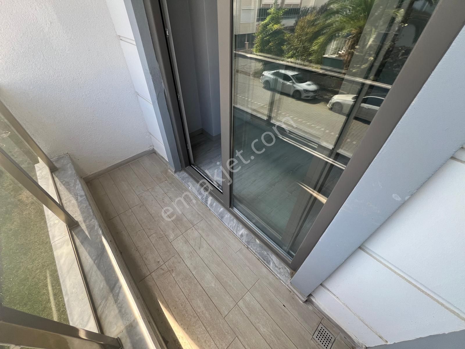 Akçay Aras Emlaktan Altınkumda Ara Kat Ayrı Mutfaklı 2+1 Sıfır Daire - Görsel 19