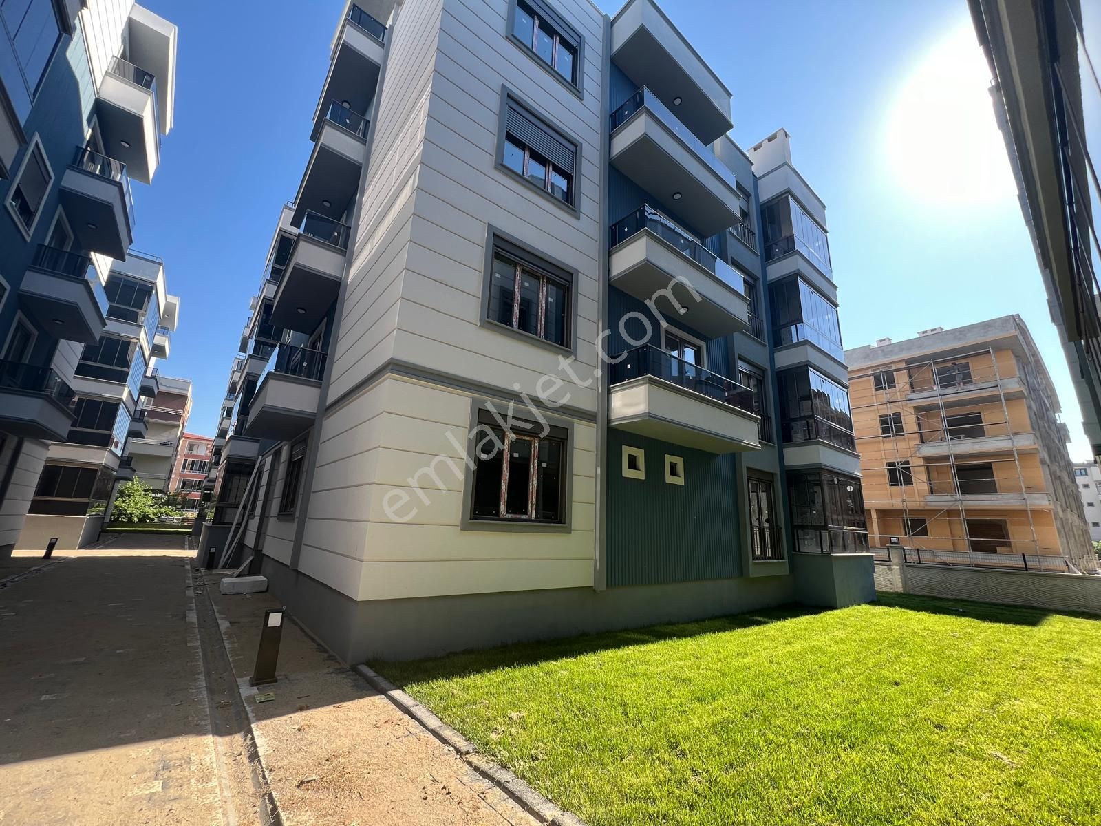 Akçay Aras Emlaktan Altınkumda Ara Kat Ayrı Mutfaklı 2+1 Sıfır Daire - Görsel 26