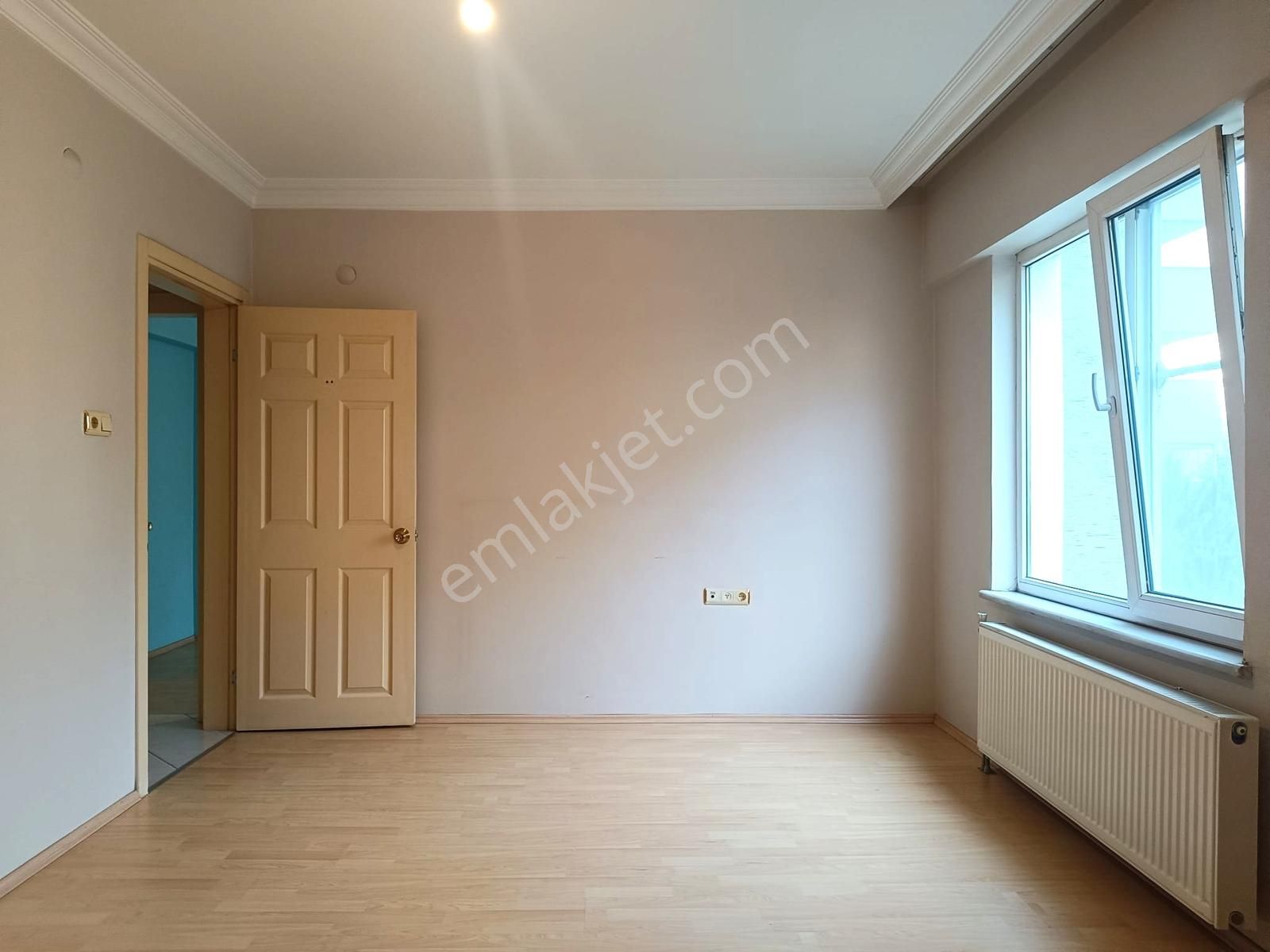 Kazimiye Mah. 2+1 /116 M2 Ebeveyn Banyolu Site İçi Kiralık Daire - Görsel 3