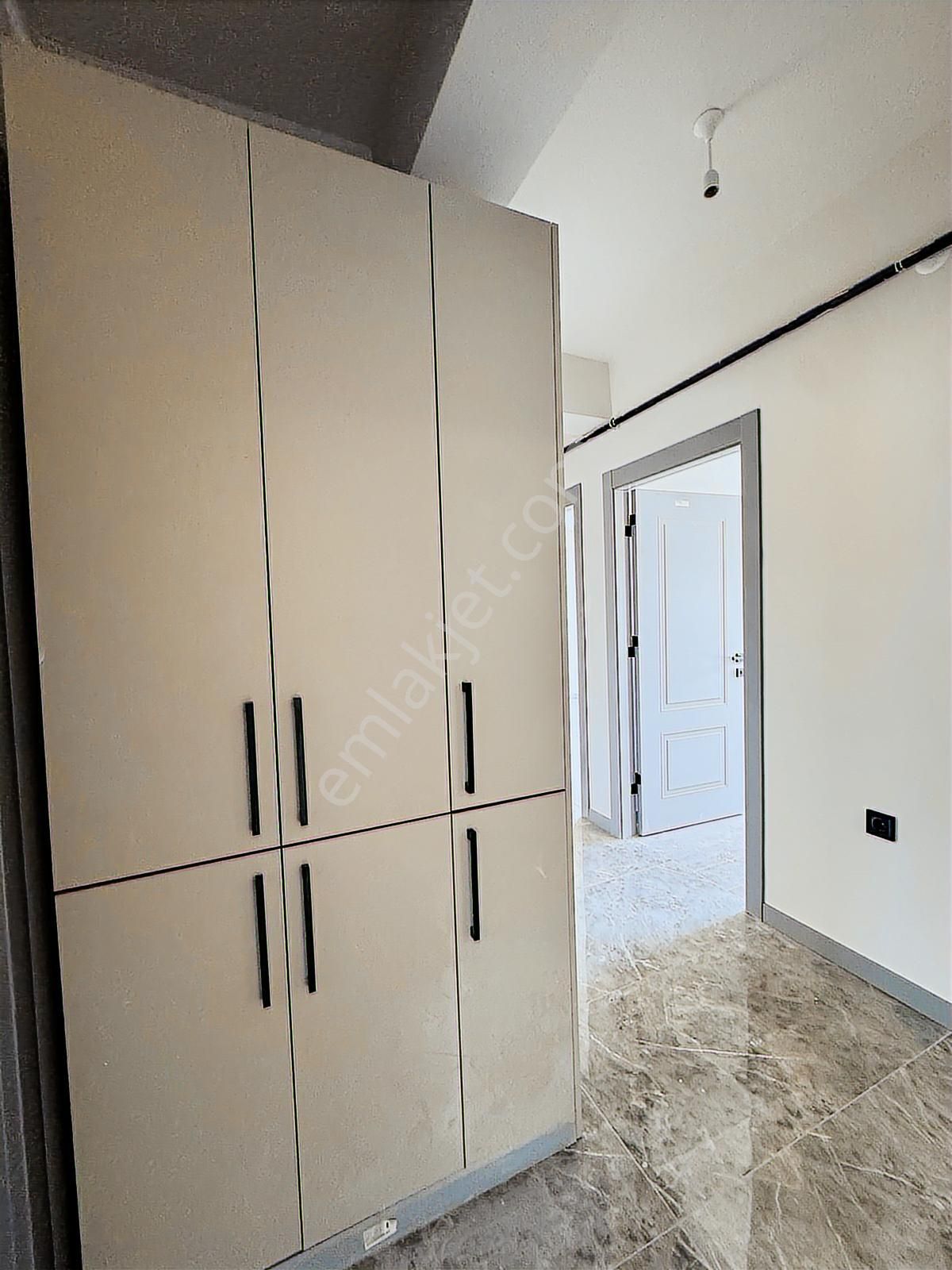 Tombakzade Bulvarına 20 Metre Ara Kat Asansörlü 2+1 - Görsel 21