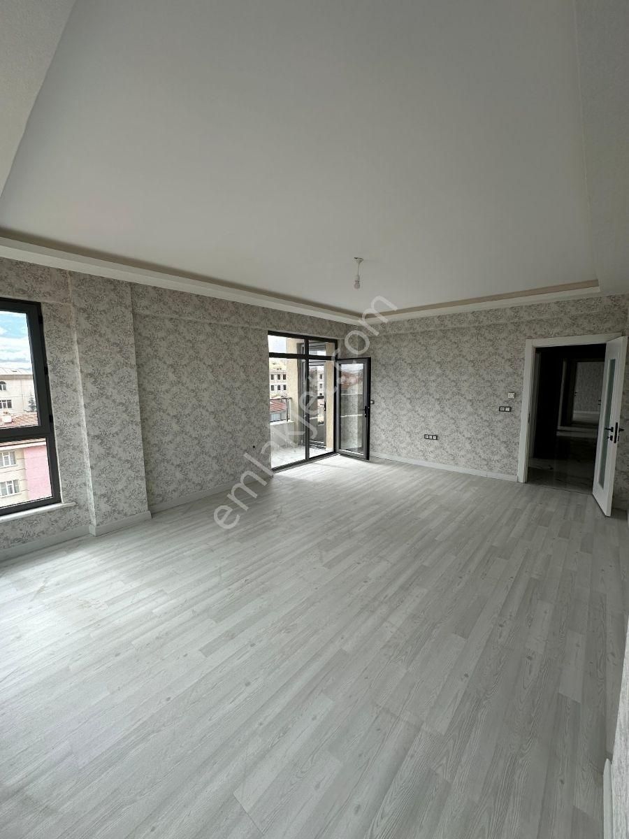 Altı Yola Yakın Uluırmak Kuran Kursu Arkası- Orhangazi Mh. - Görsel 11