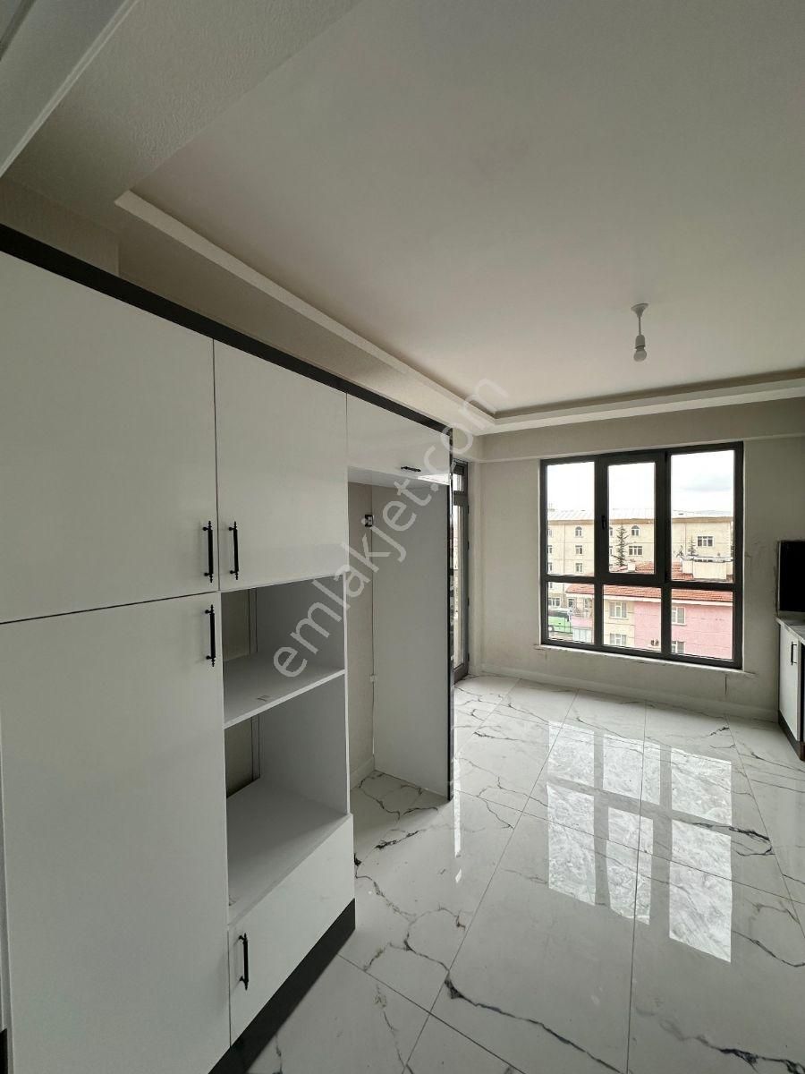 Altı Yola Yakın Uluırmak Kuran Kursu Arkası- Orhangazi Mh. - Görsel 14