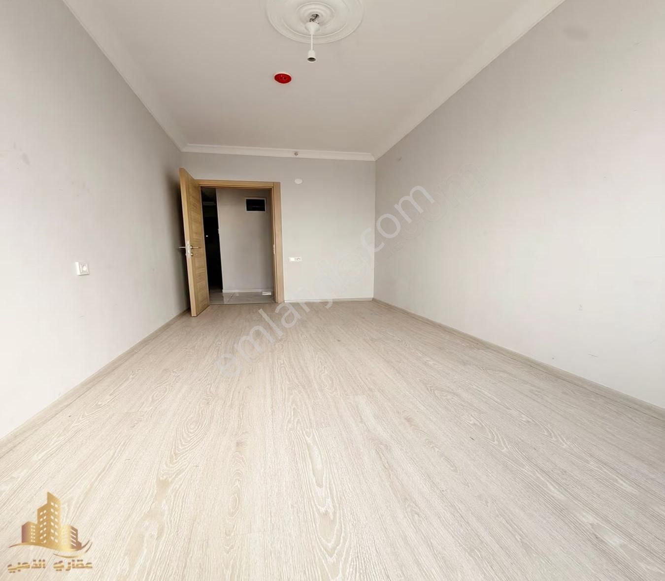 Bahçeşehir Lokasyonunda Butik Sitede Balkonlu Geniş 2+1 Daire - Görsel 9