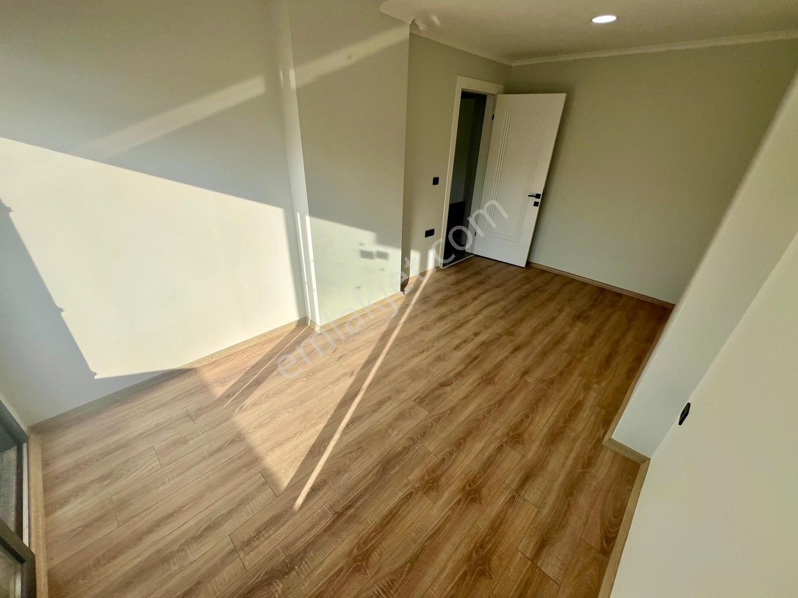 Akçay Aras Emlaktan Narlıda Denize 250 M. 3+1 Villa - Görsel 26