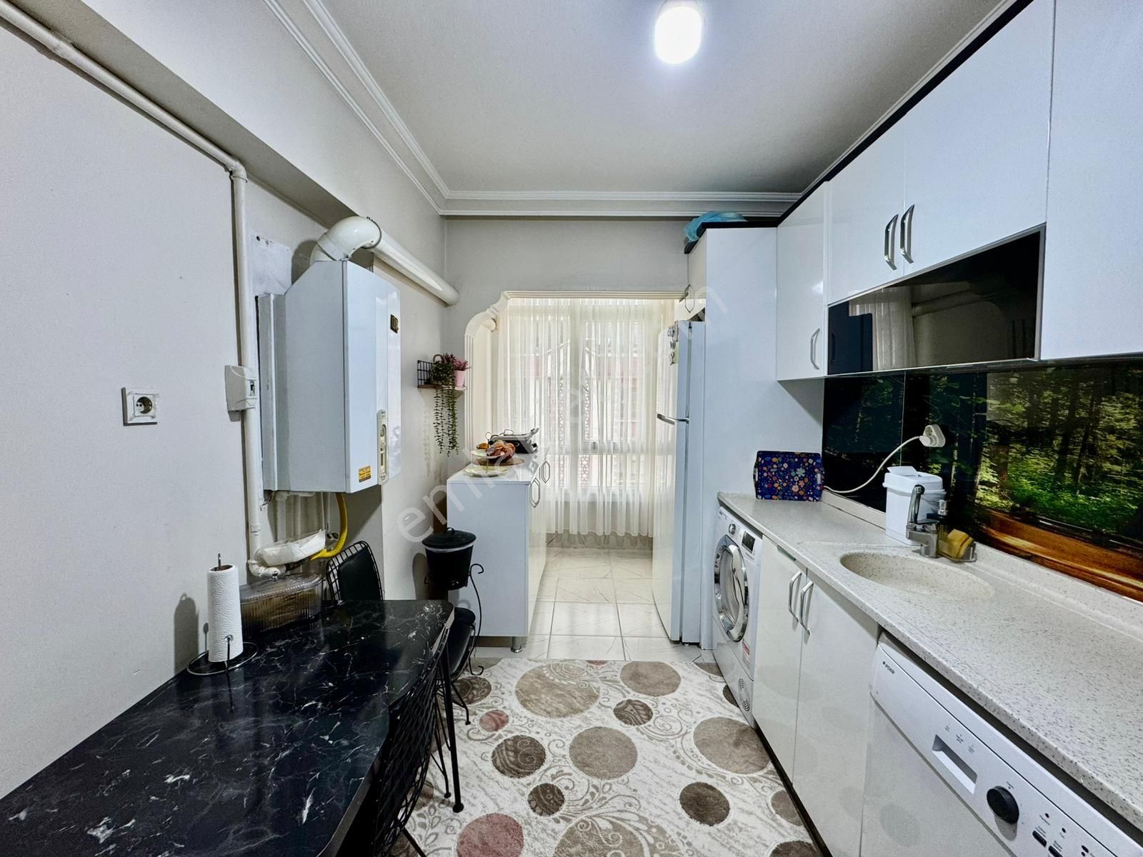 Ufuk Kılıç Emlak'tan Merkezde Full Yapılı G.cephe Katta Uygun 3+1daire