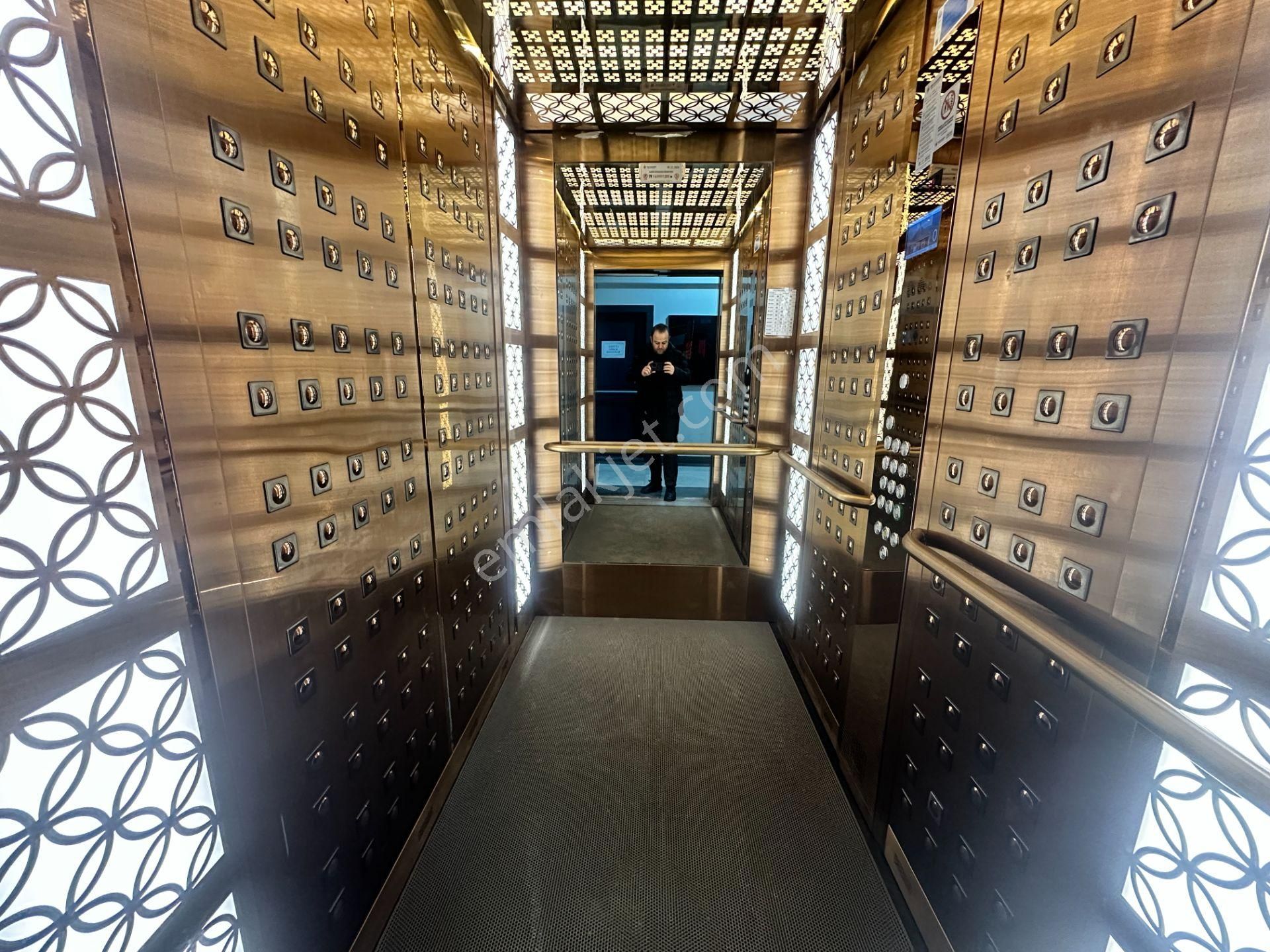 Turyap'tan 4+1 154 M2 G.odalı E.banyolu 6.kat K.otopark Ultralüx - Görsel 31