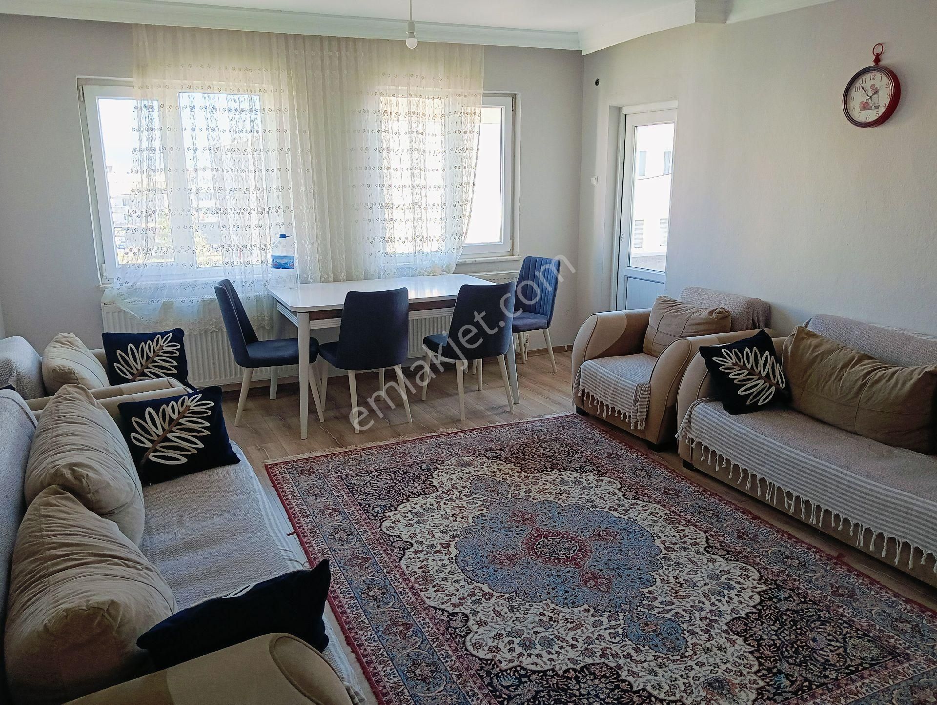 Kentmax Emlak'tan Eşyalı Kiralık Daire - Görsel 3