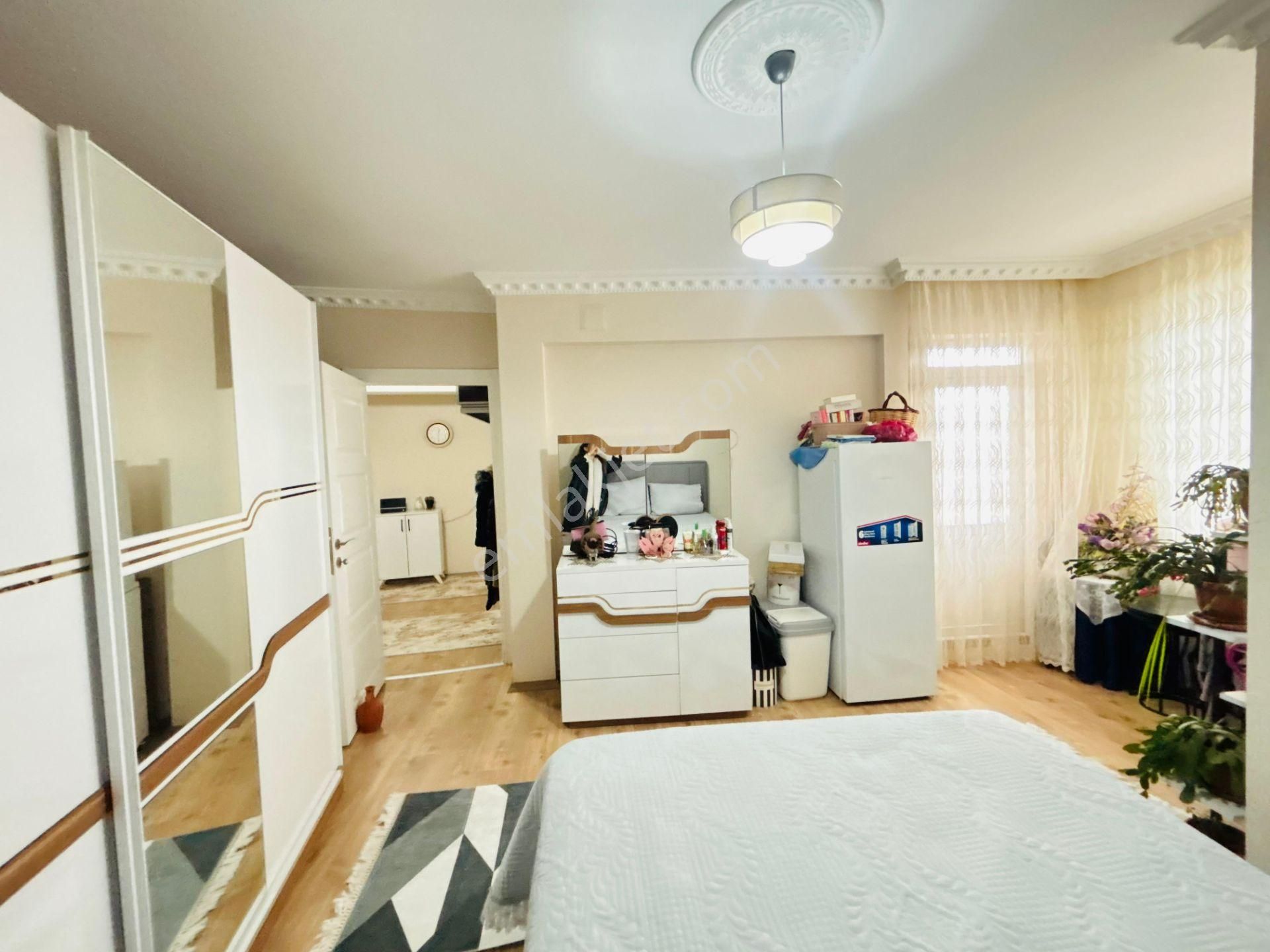 Güven'den Merkezi Konumda Ara Kat Ön Cephe Fırsat 2+1 Daire - Görsel 24