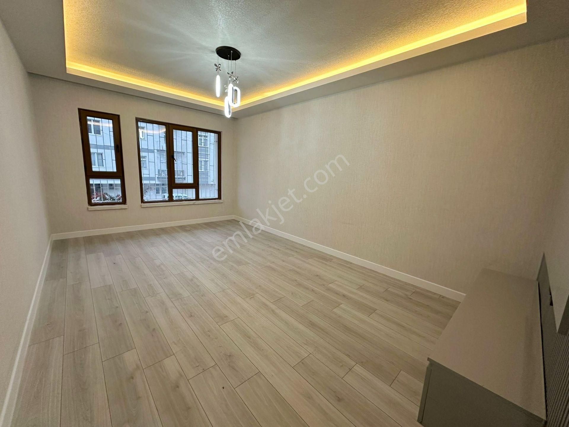 Uzman Emlak'dan Kıvrımlı Sokak'da Ultralüx Yapılı Bağımsız Yüksek Giriş 2+1 Daire - Görsel 7