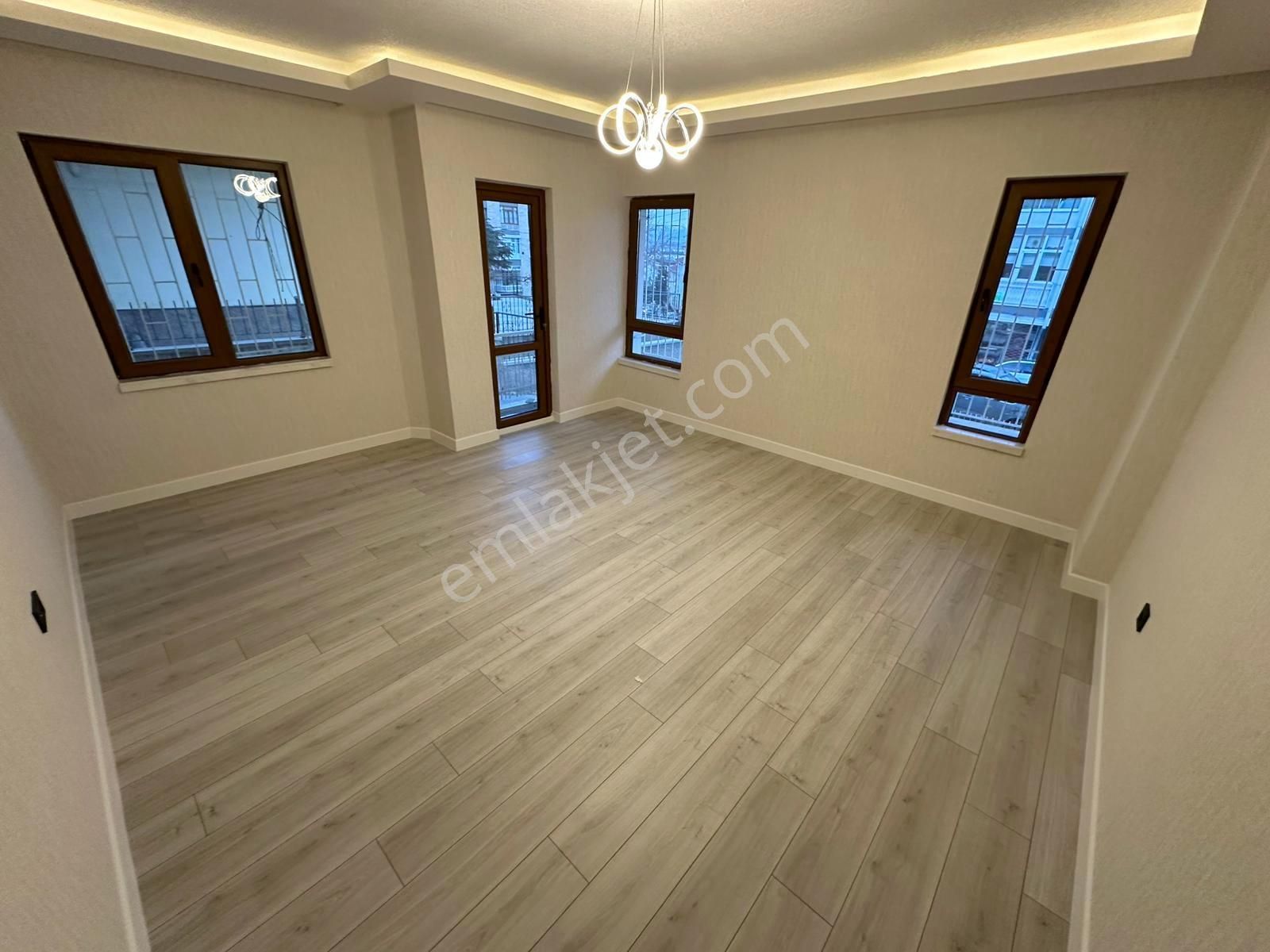 Uzman Emlak'dan Kıvrımlı Sokak'da Ultralüx Yapılı Bağımsız Yüksek Giriş 2+1 Daire - Görsel 19