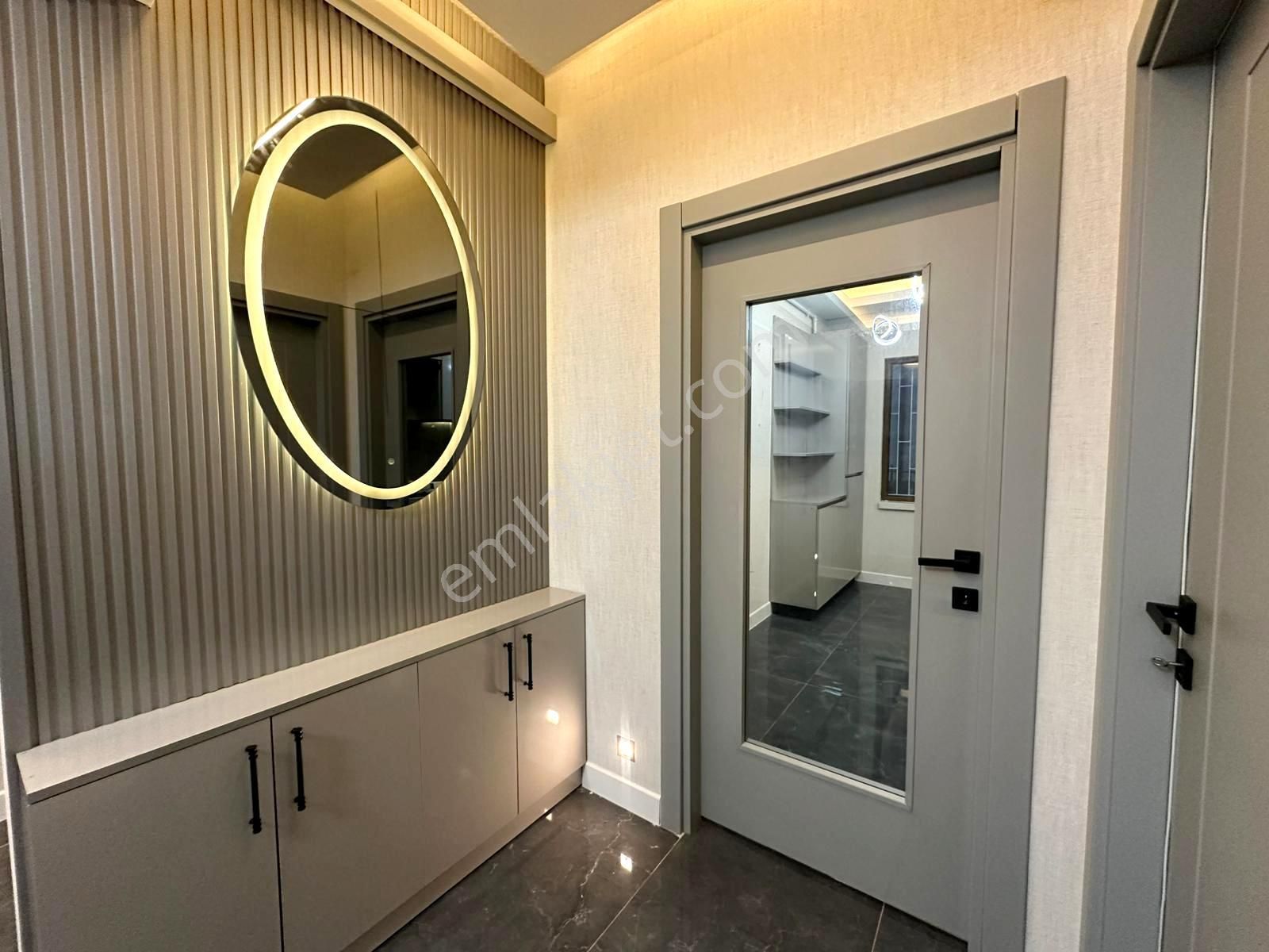 Uzman Emlak'dan Kıvrımlı Sokak'da Ultralüx Yapılı Bağımsız Yüksek Giriş 2+1 Daire - Görsel 34