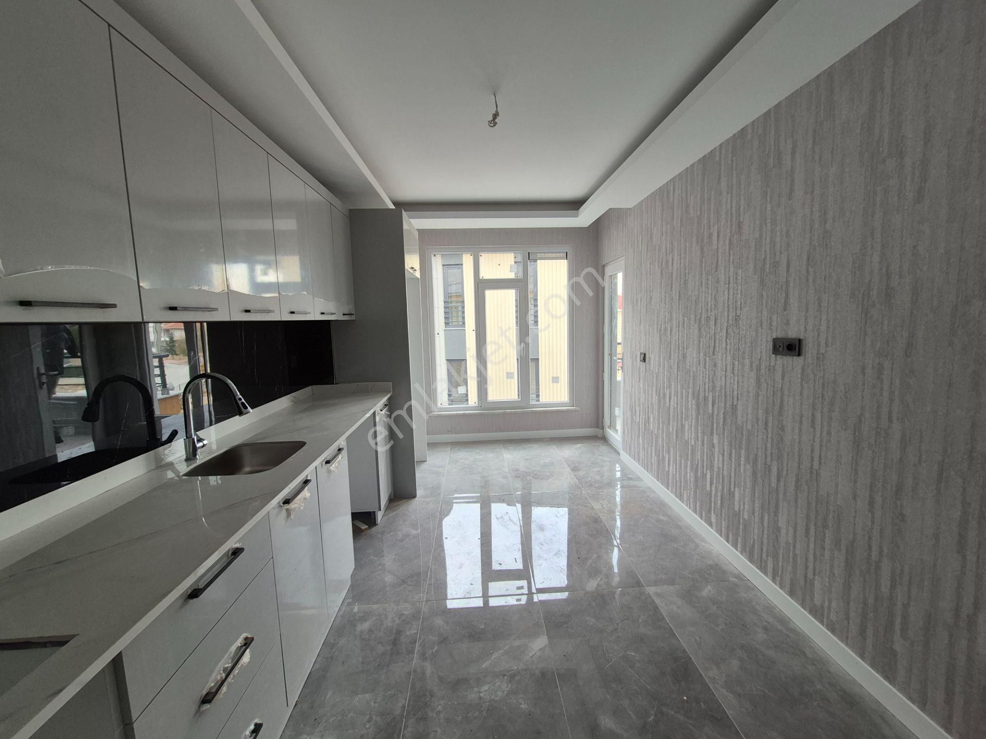 Hanaybaşı Mah. Alemdar Cad. Yakını Geniş 2+1 Lüks Daire - Görsel 14